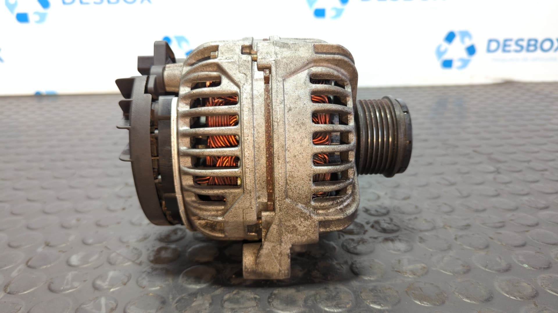Recambio de ALTERNADOR para VOLVO XC70 2.4D D5244T referencia OEM IAM 8676498 - GRIS 5