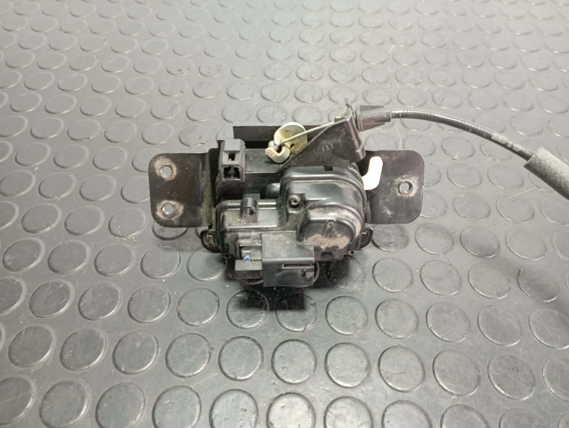 Recambio de CERRADURA MALETERO / PORTON para CHRYSLER JEEP COMPASS 2.2 CRD CAT 651 925 ON referencia OEM IAM 176AC - GRIS 4