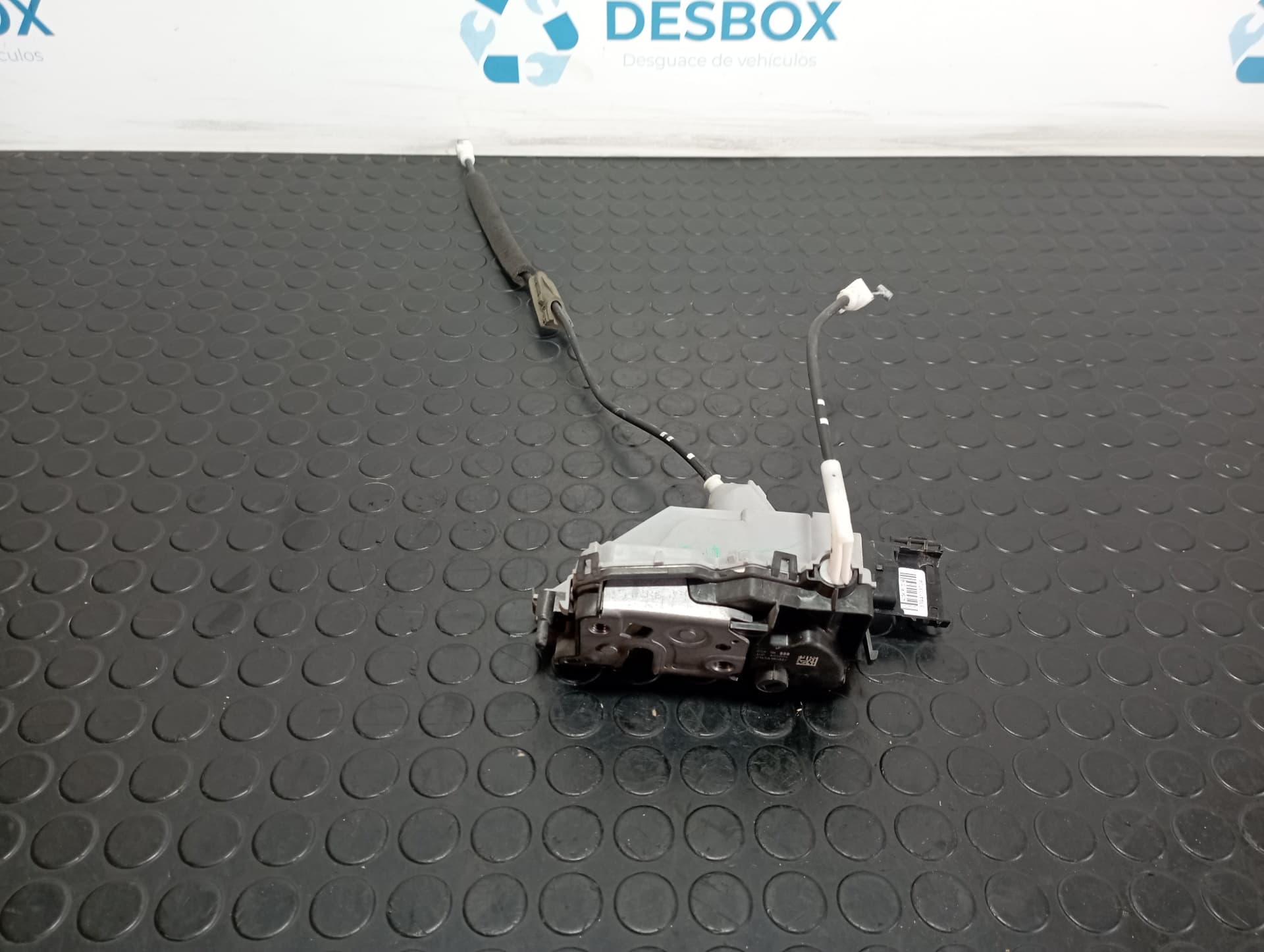 Recambio de CERRADURA PUERTA TRASERA DERECHA para PEUGEOT 3008 1.6 5F01 referencia OEM IAM A048069 - MARRON