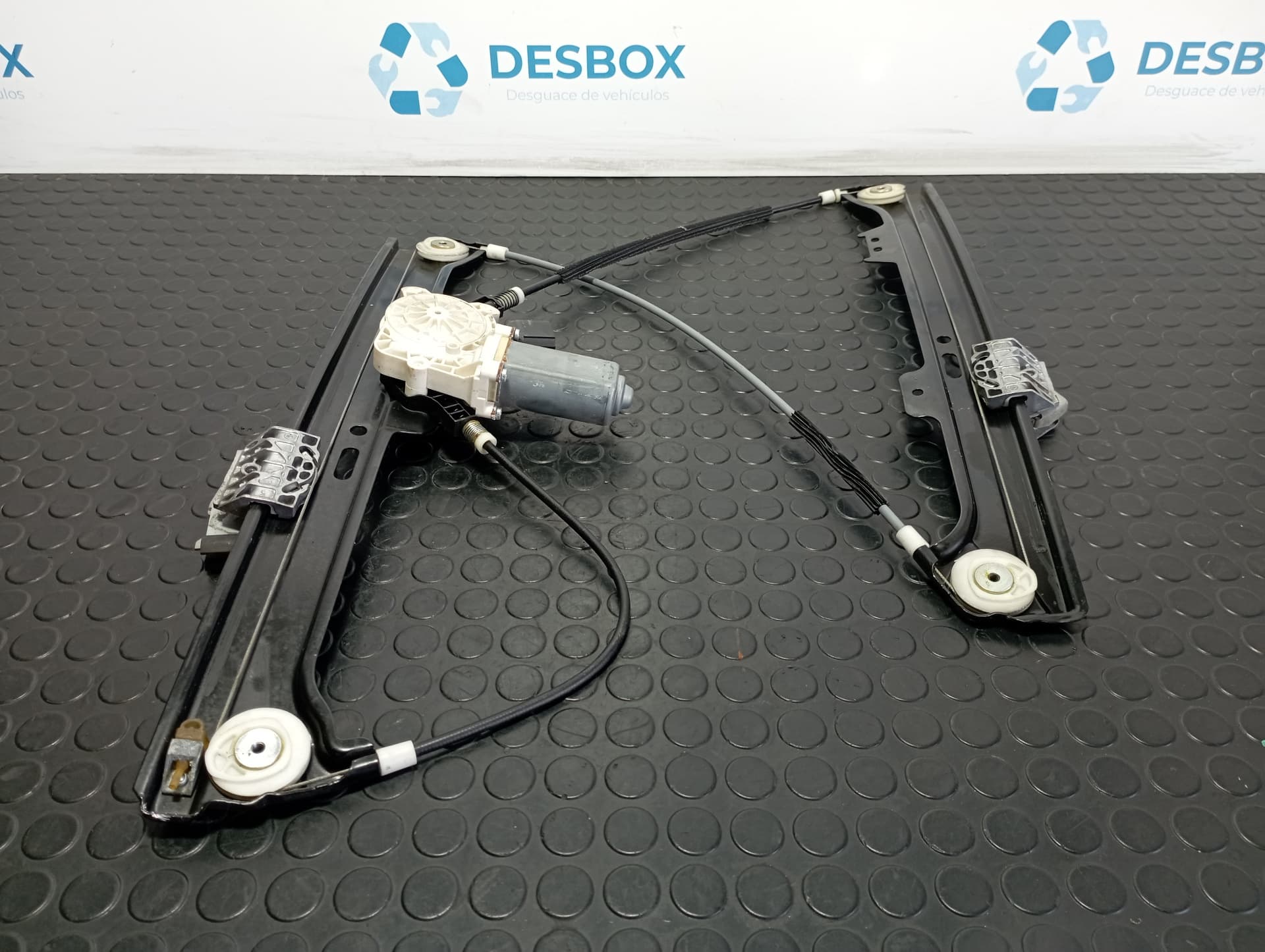 Recambio de ELEVALUNAS DELANTERO IZQUIERDO para BMW SERIE 5 BERLINA (E60) 525d 256D2 referencia OEM IAM 7075667E - AZUL 2