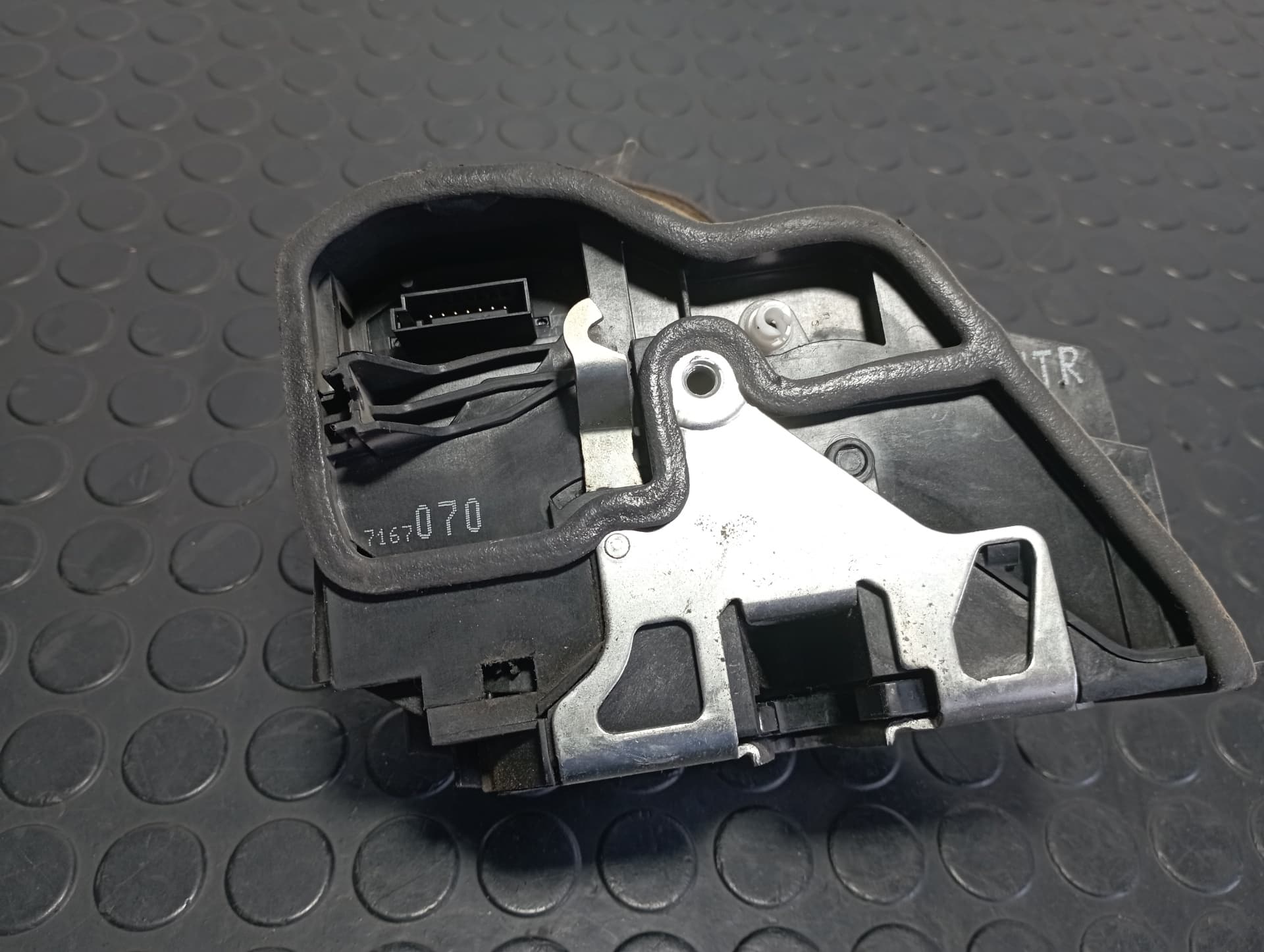 Recambio de CERRADURA PUERTA TRASERA DERECHA para BMW SERIE 5 BERLINA (E60) 525d 256D2 referencia OEM IAM 7167070 - AZUL 2