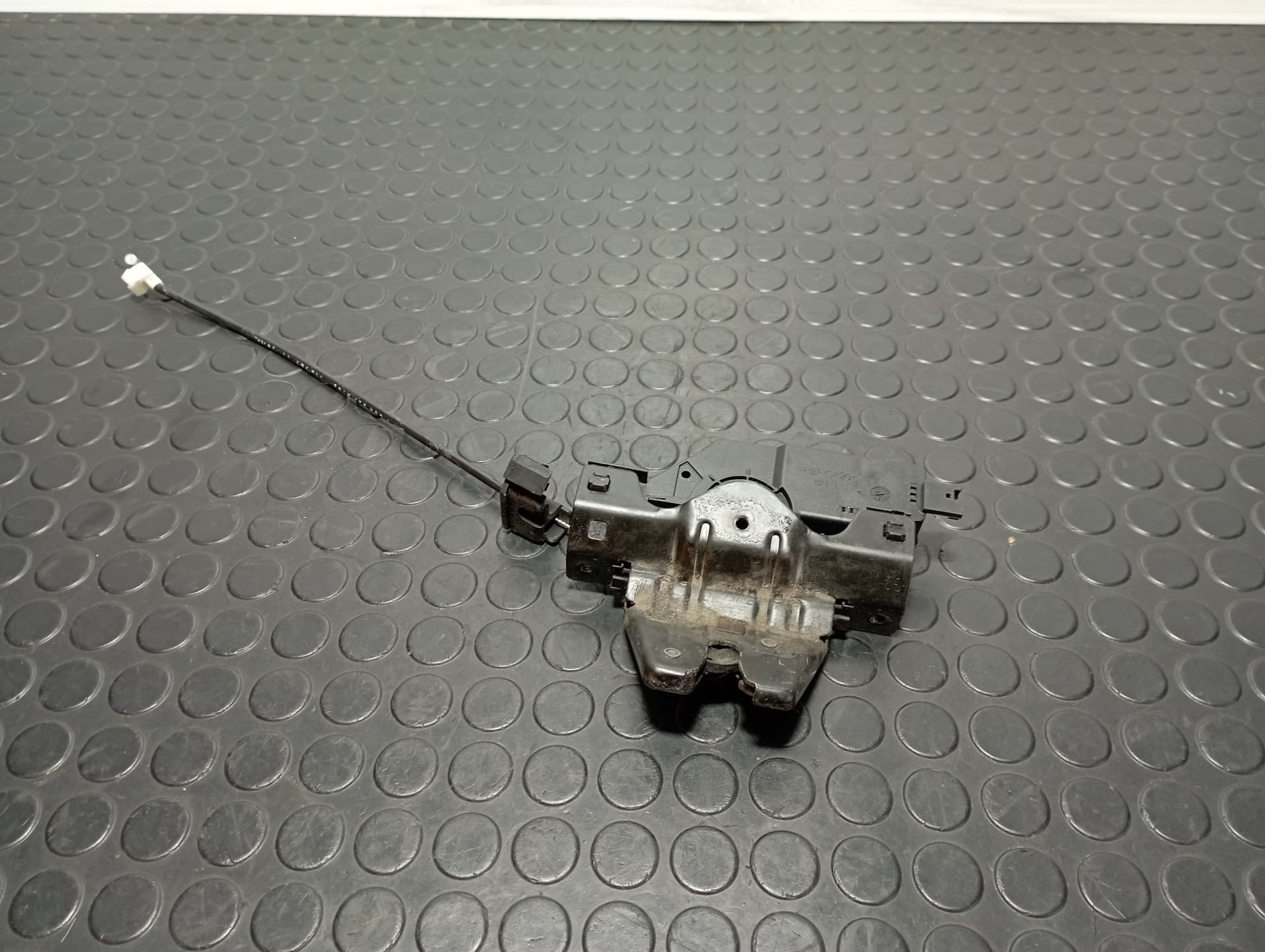Recambio de CERRADURA MALETERO / PORTON para BMW SERIE 5 BERLINA (E60) 525d 256D2 referencia OEM IAM CZ05701 - AZUL 2