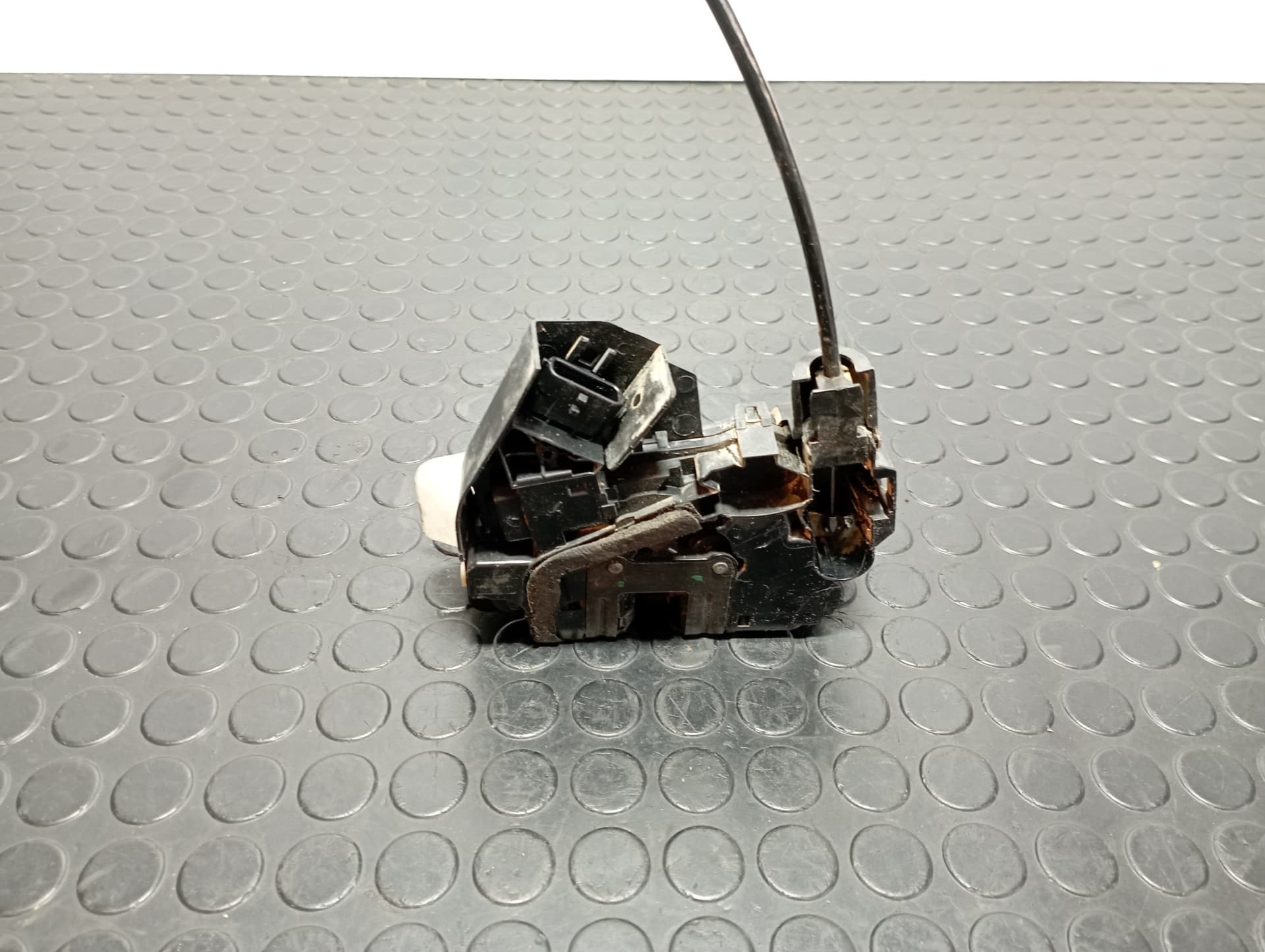 Recambio de CERRADURA PUERTA DELANTERA IZQUIERDA para RENAULT MEGANE IV BERLINA 5P 1.5 DCI K9KG6 referencia OEM IAM 16943018 - NEGRO