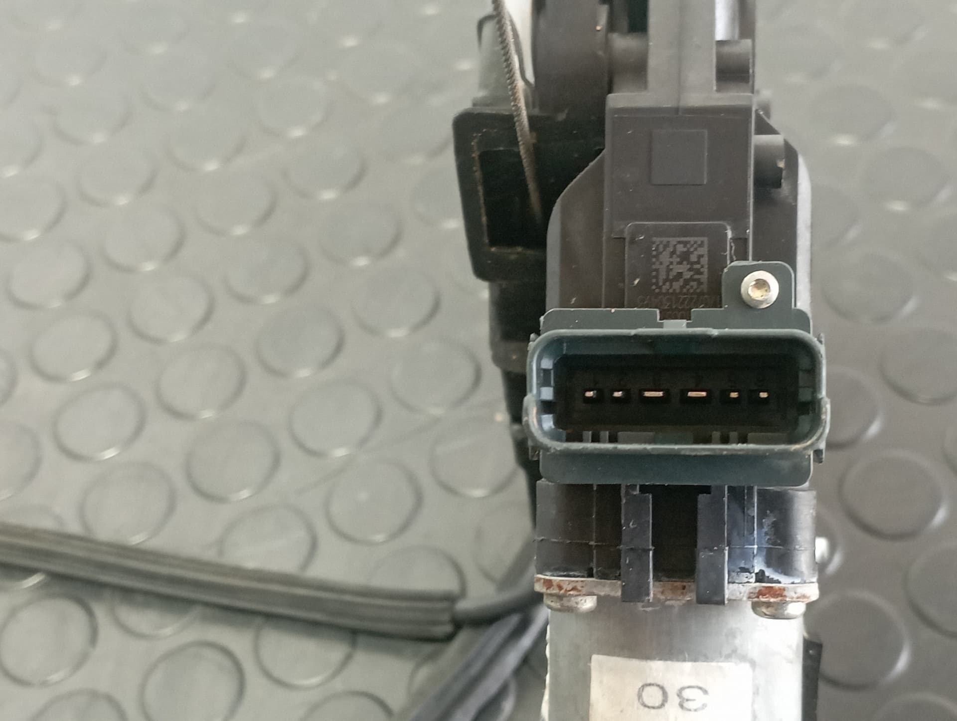 Recambio de ELEVALUNAS DELANTERO DERECHO para RENAULT MEGANE IV BERLINA 5P 1.5 DCI K9KG6 referencia OEM IAM C42830102 - NEGRO 2