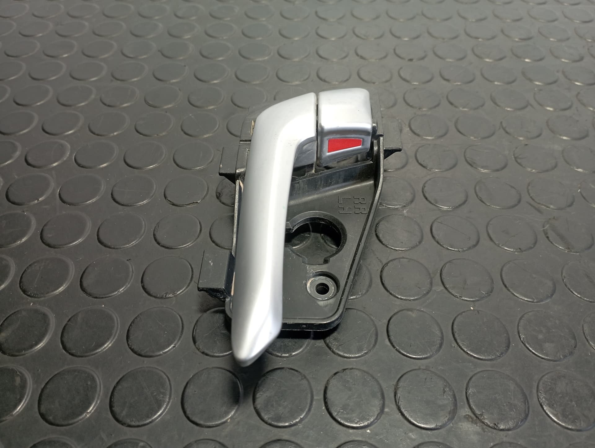 Recambio de MANETA INTERIOR TRASERA IZQUIERDA para KIA PICANTO 1.0 G3LA referencia OEM IAM 836101Y000 - ROJO 2