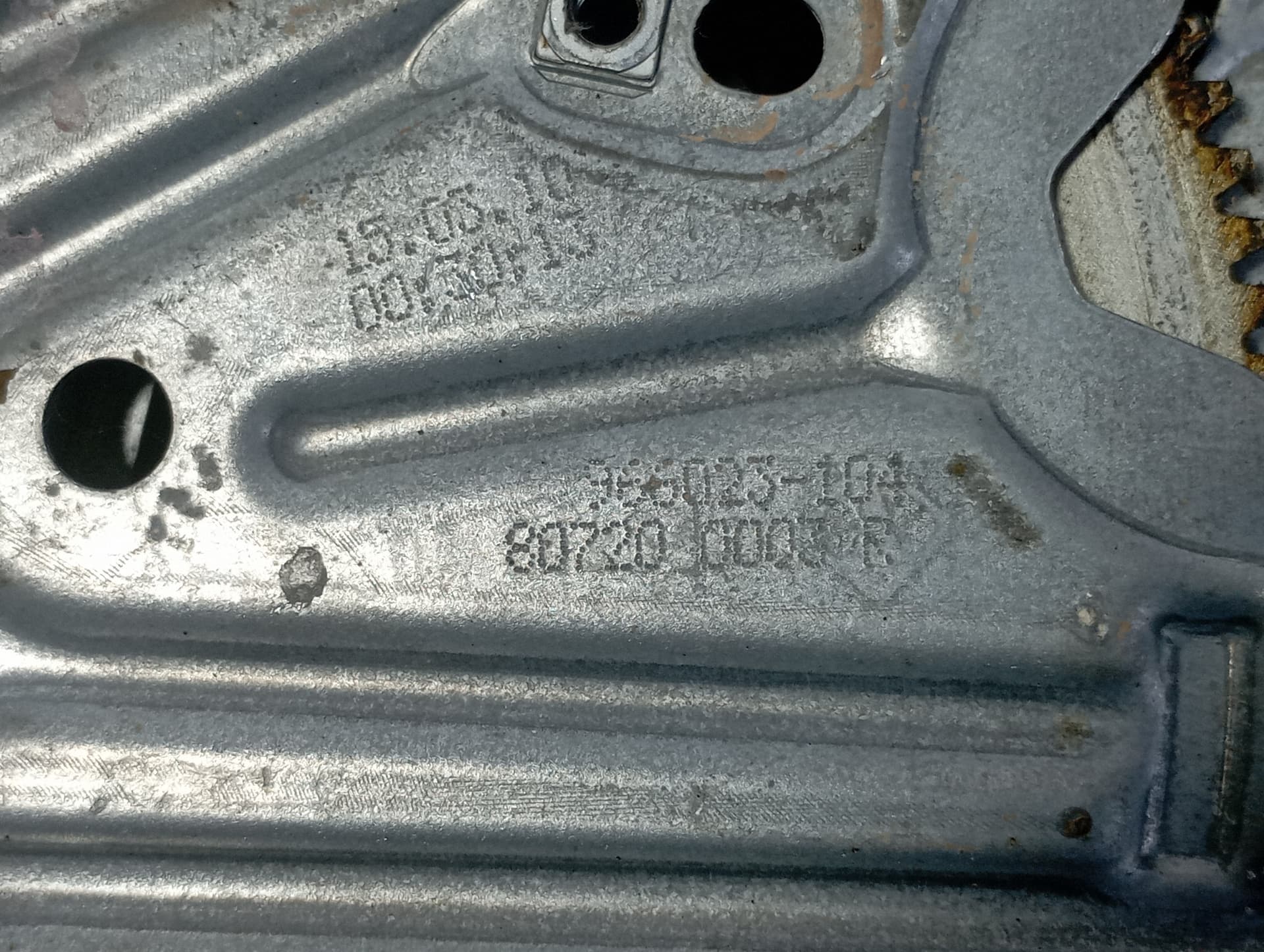 Recambio de ELEVALUNAS DELANTERO DERECHO para RENAULT MEGANE III COUPE MEGANE COUPE 1.5 DCI K9KG8 referencia OEM IAM 807200003R - ROJO 3