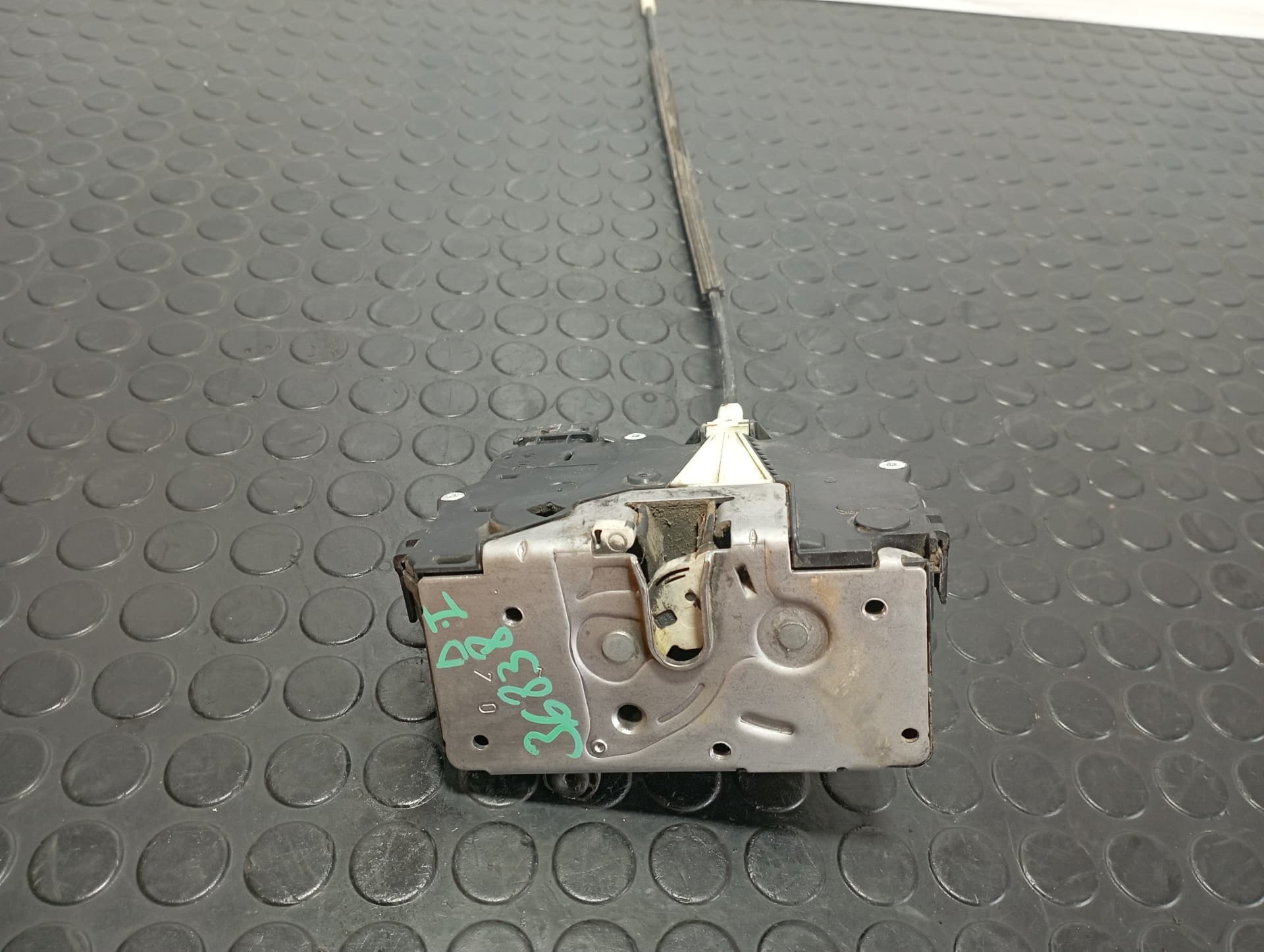 Recambio de CERRADURA PUERTA DELANTERA IZQUIERDA para OPEL CORSA E 1.4 GASOLINA B14XER referencia OEM IAM 13431841 - GRIS 4