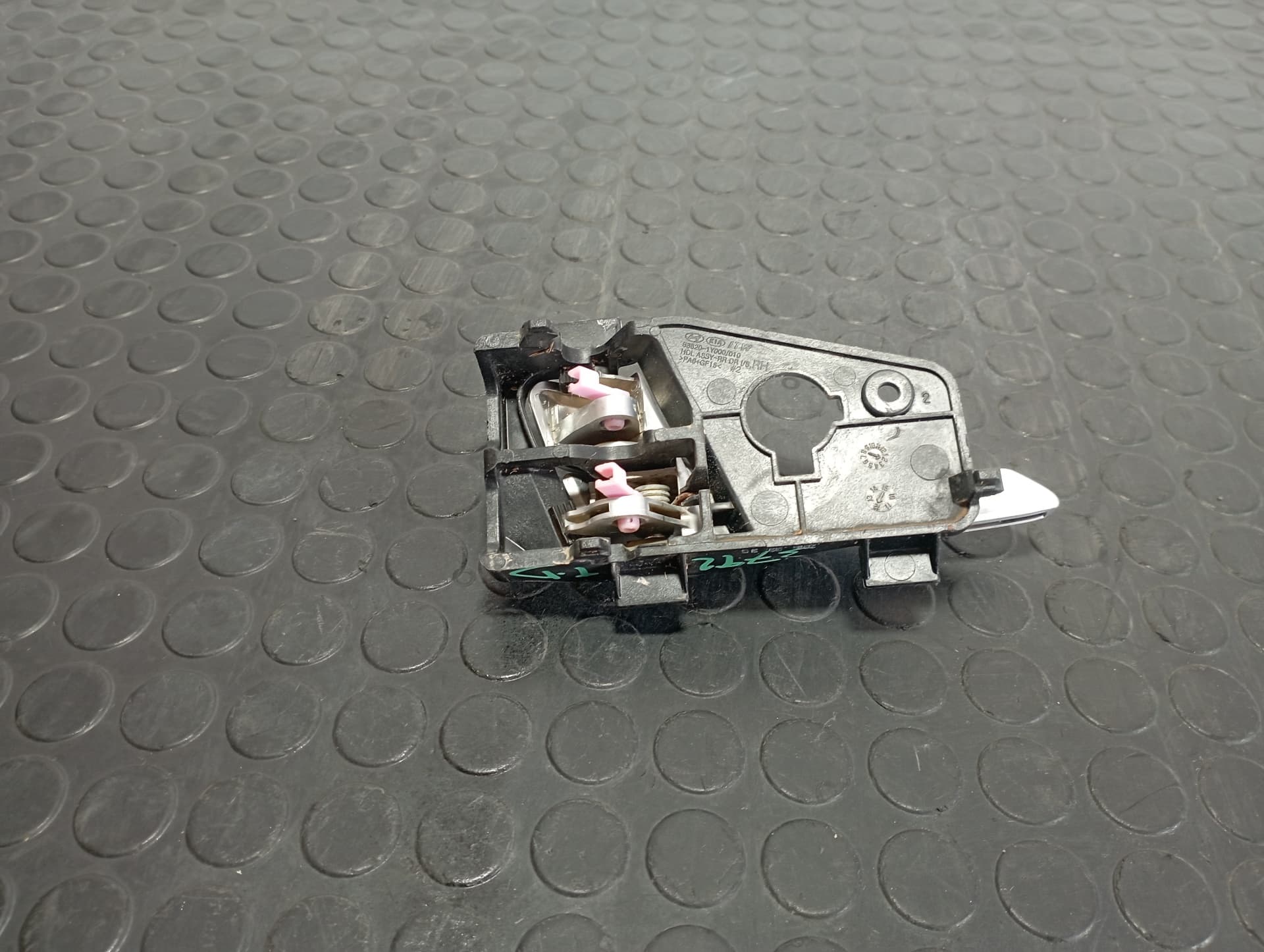 Recambio de MANETA INTERIOR TRASERA DERECHA para KIA PICANTO 1.0 G3LA referencia OEM IAM 836201Y000010 - ROJO 3