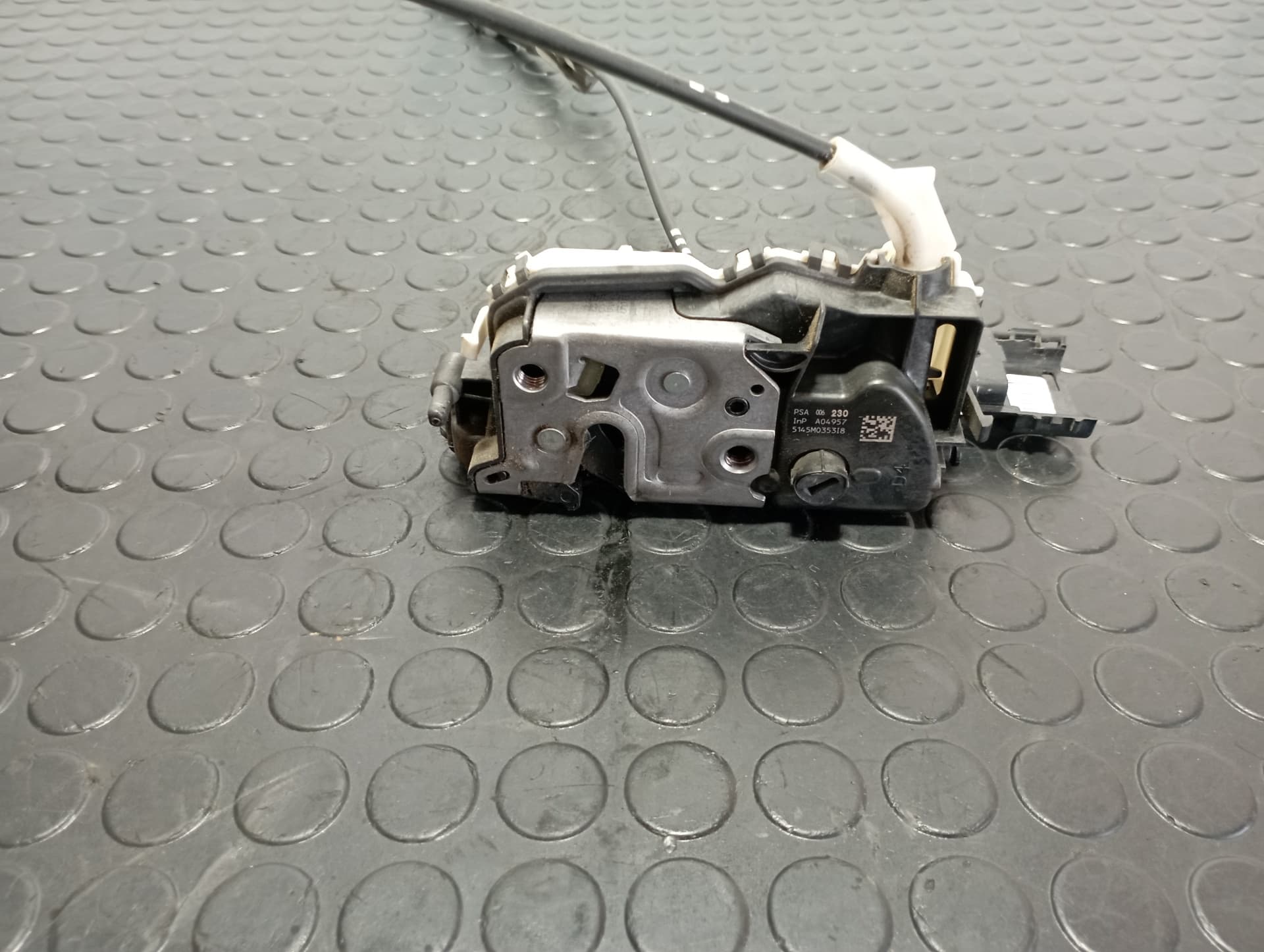 Recambio de CERRADURA PUERTA DELANTERA DERECHA para PEUGEOT 3008 1.6 5F01 referencia OEM IAM A04957 - MARRON 4
