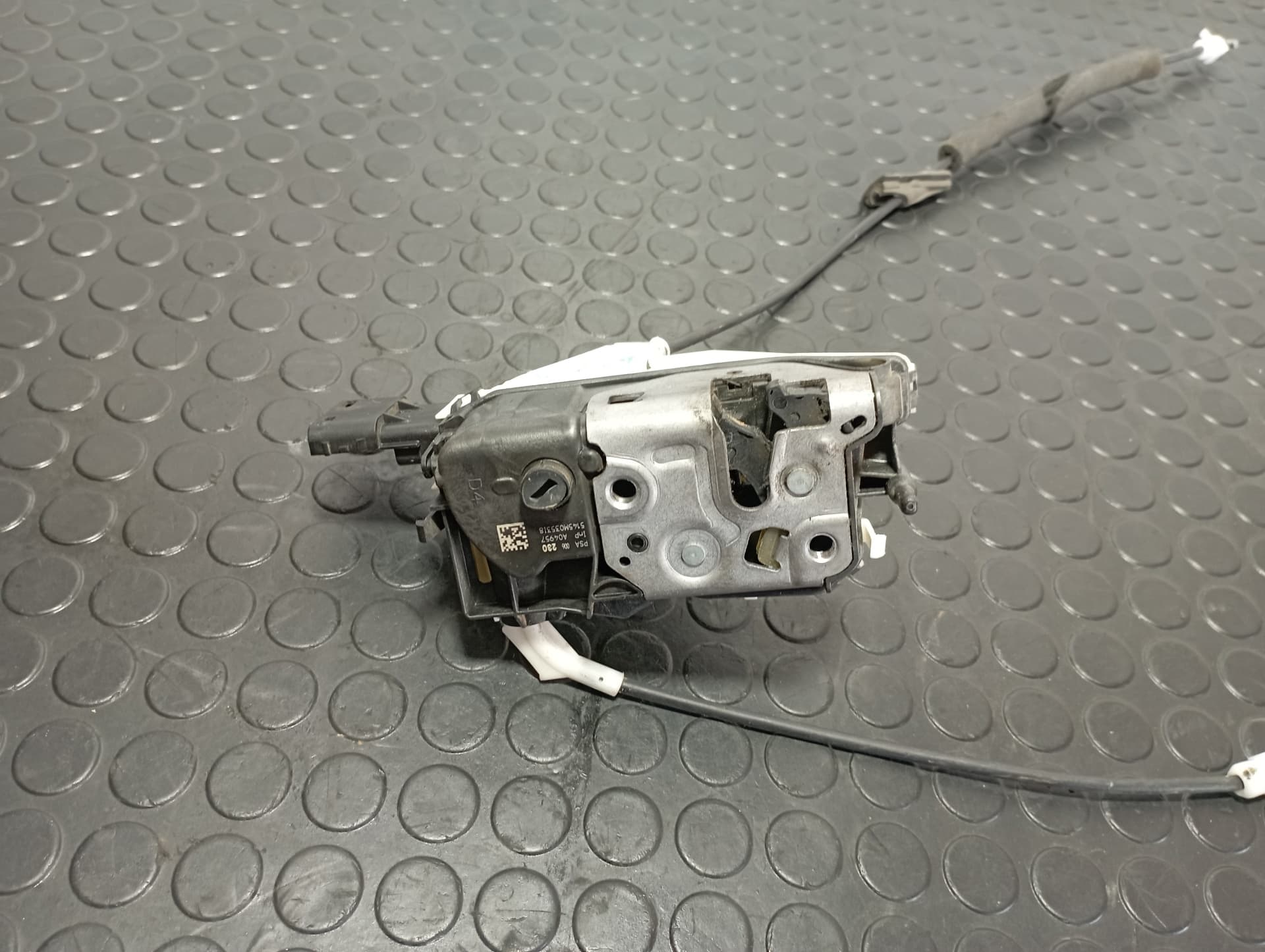 Recambio de CERRADURA PUERTA DELANTERA DERECHA para PEUGEOT 3008 1.6 5F01 referencia OEM IAM A04957 - MARRON 2