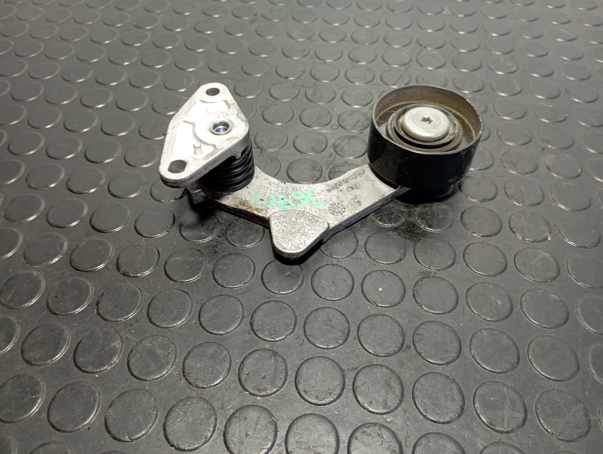 Recambio de TENSOR CORREA AUXILIAR para HYUNDAI IONIQ 6 * G4LE referencia OEM IAM 2528103HA0 - BLANCO 3