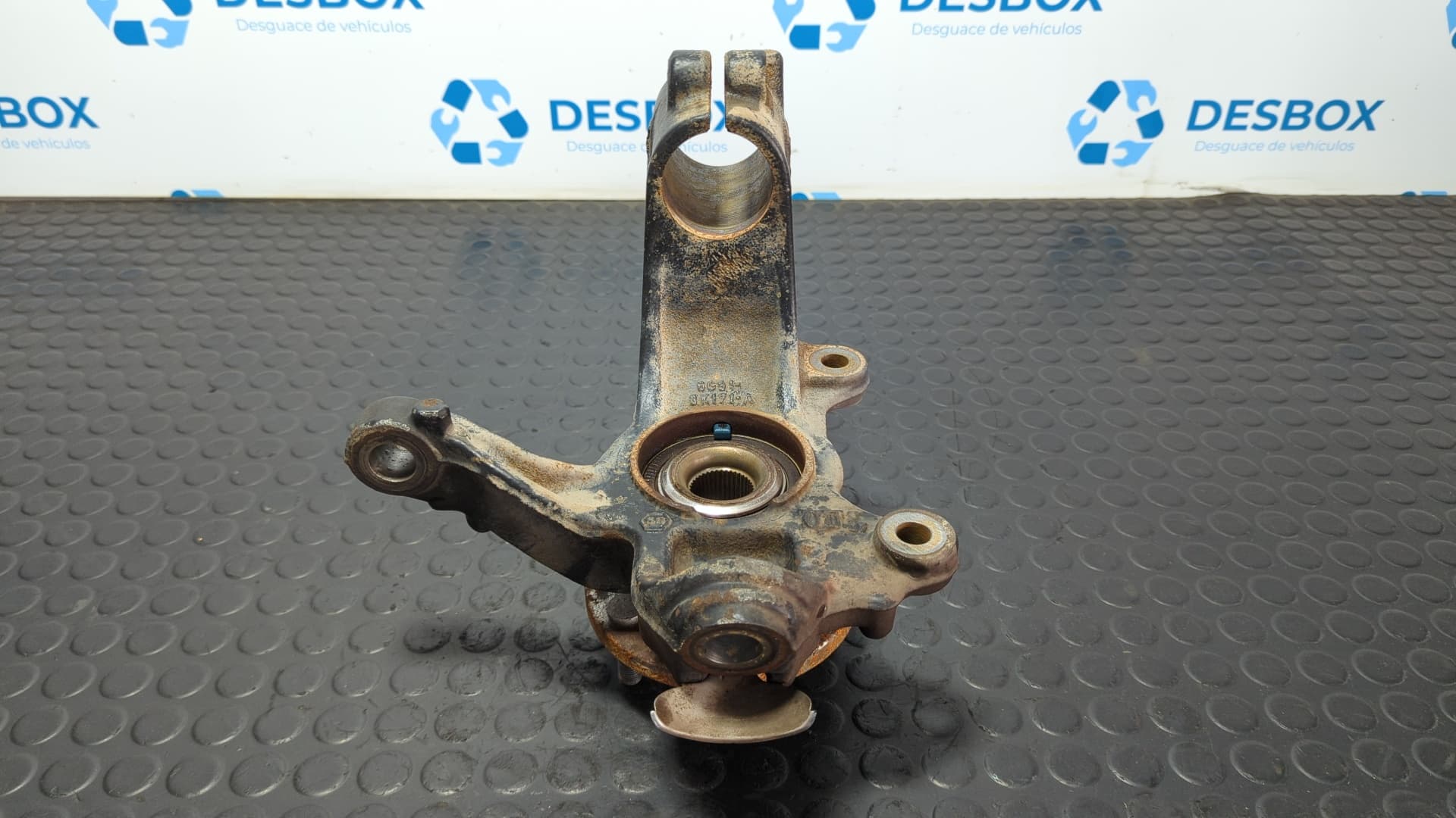 Recambio de MANGUETA DELANTERA IZQUIERDA para FORD MONDEO BER. (CA2) 1.8 TDCI QYBA referencia OEM IAM 6G913K171A - NEGRO