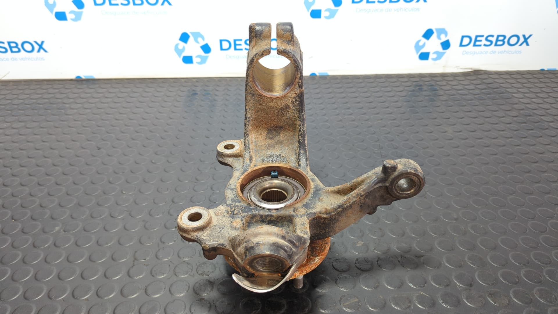 Recambio de MANGUETA DELANTERA DERECHA para FORD MONDEO BER. (CA2) 1.8 TDCI QYBA referencia OEM IAM 6G913K170A - NEGRO