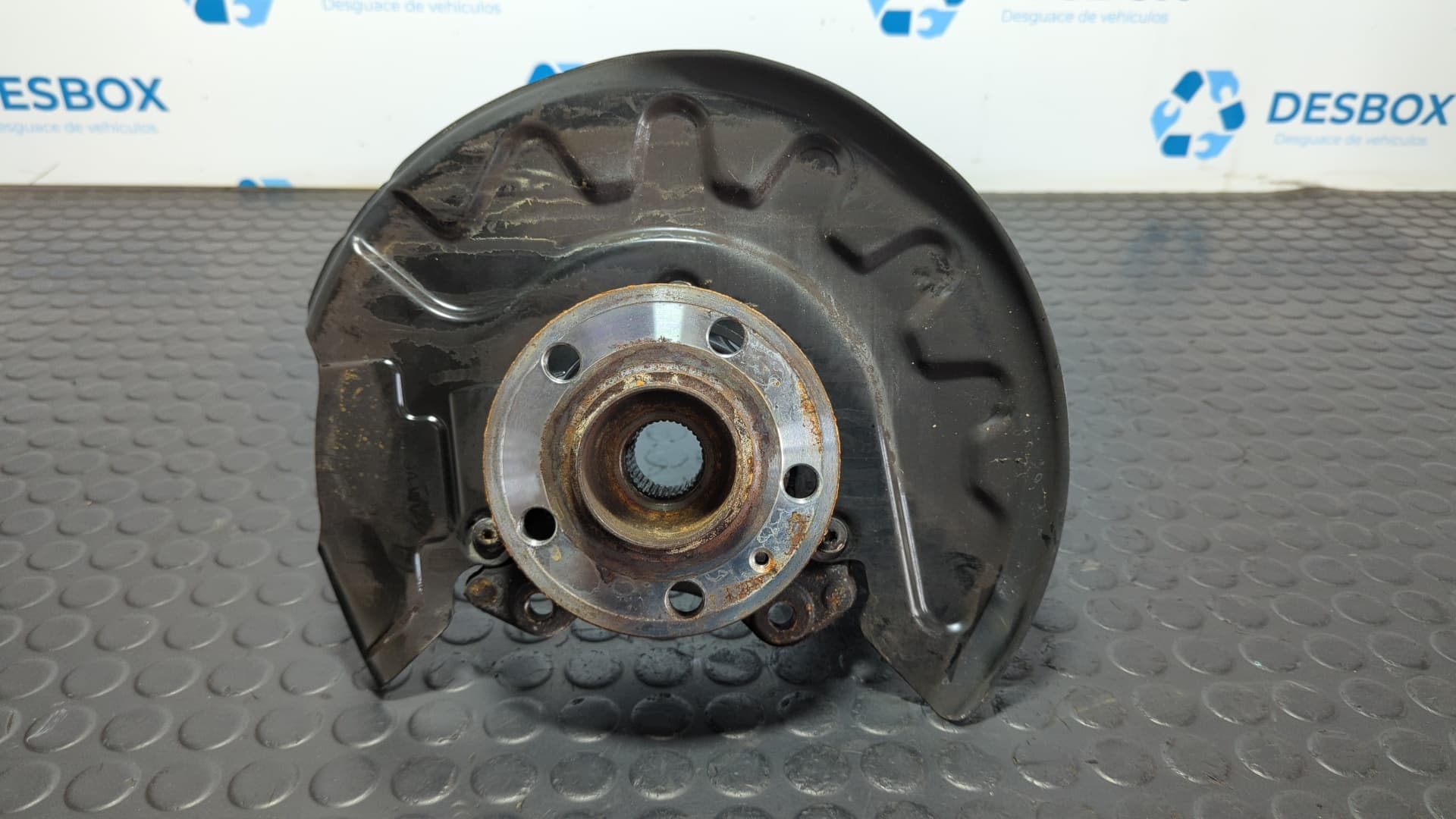 Recambio de MANGUETA DELANTERA DERECHA para AUDI A1 SPORTBACK (8XF) 1.6 TDI CXMA referencia OEM IAM 6Q0256A - GRIS 3