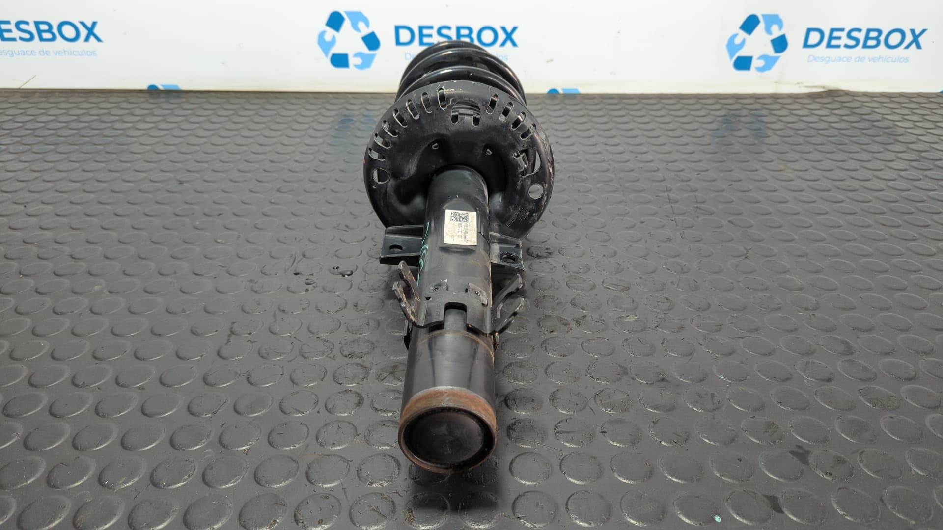 Recambio de AMORTIGUADOR DELANTERO IZQUIERDO para AUDI A1 SPORTBACK (8XF) 1.6 TDI CXMA referencia OEM IAM 6C0413031CD - GRIS 3