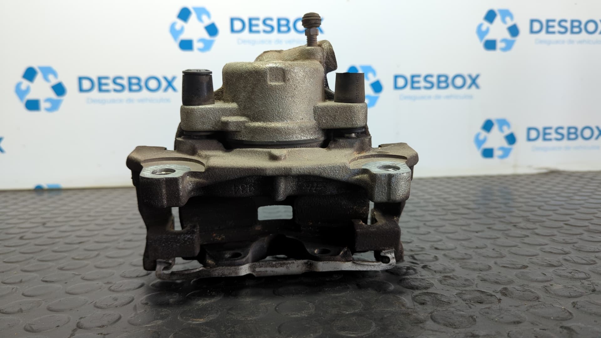 Recambio de PINZA DE FRENO DELANTERA DERECHA para FORD MONDEO BER. (CA2) 1.8 TDCI QYBA referencia OEM IAM 746 - NEGRO 2