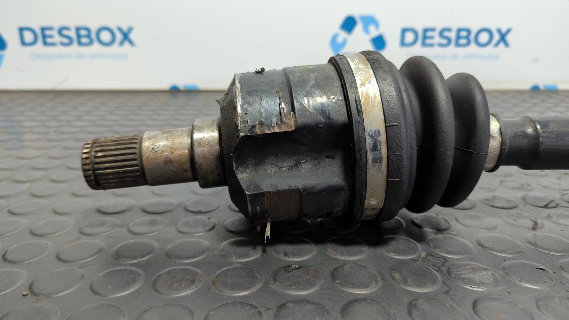 Recambio de TRANSMISION DELANTERA DERECHA para KIA CARENS (UN) 2.0 CRDi D4EA referencia OEM IAM    - NEGRO 3