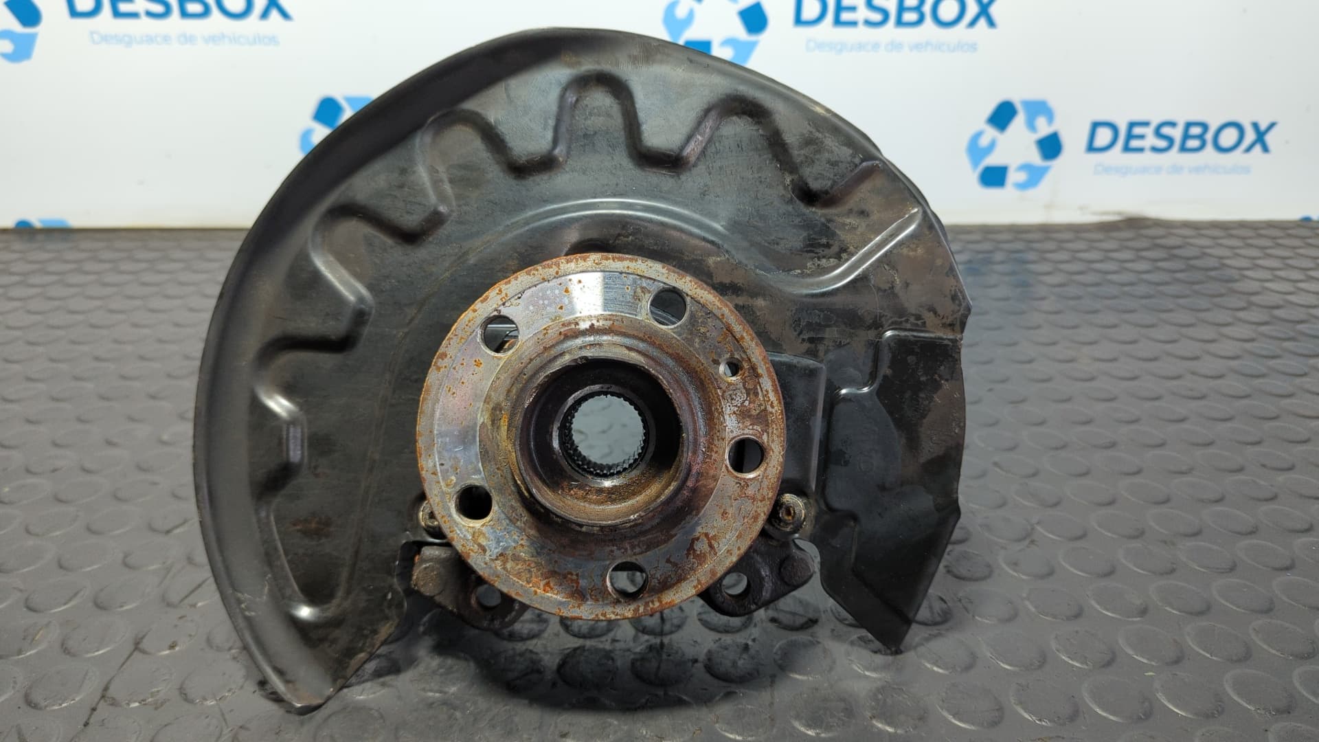 Recambio de MANGUETA DELANTERA IZQUIERDA para AUDI A1 SPORTBACK (8XF) 1.6 TDI CXMA referencia OEM IAM 6C0255A - GRIS 4