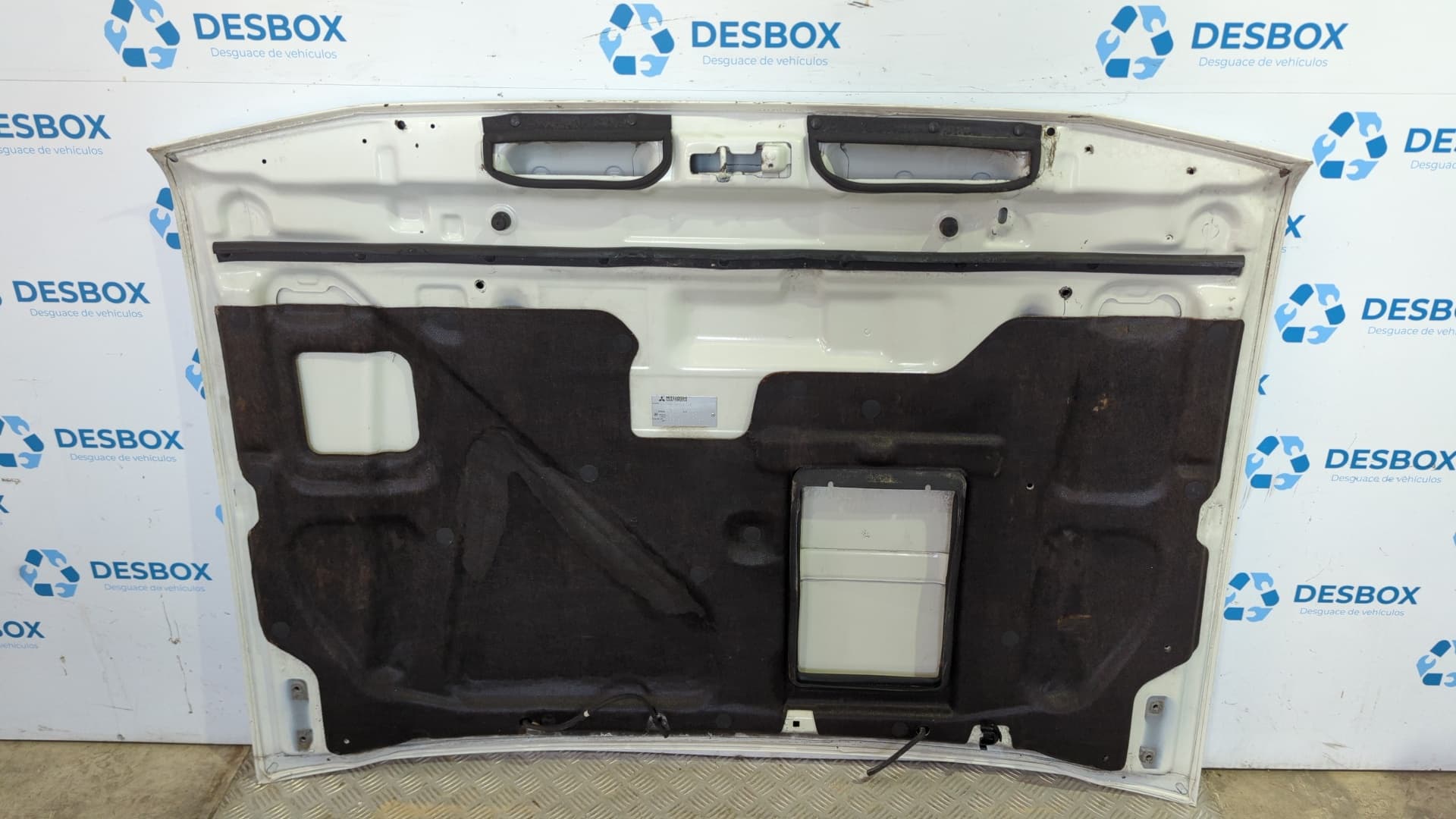 Recambio de CAPO para MITSUBISHI PAJERO 2.5 4D56 2