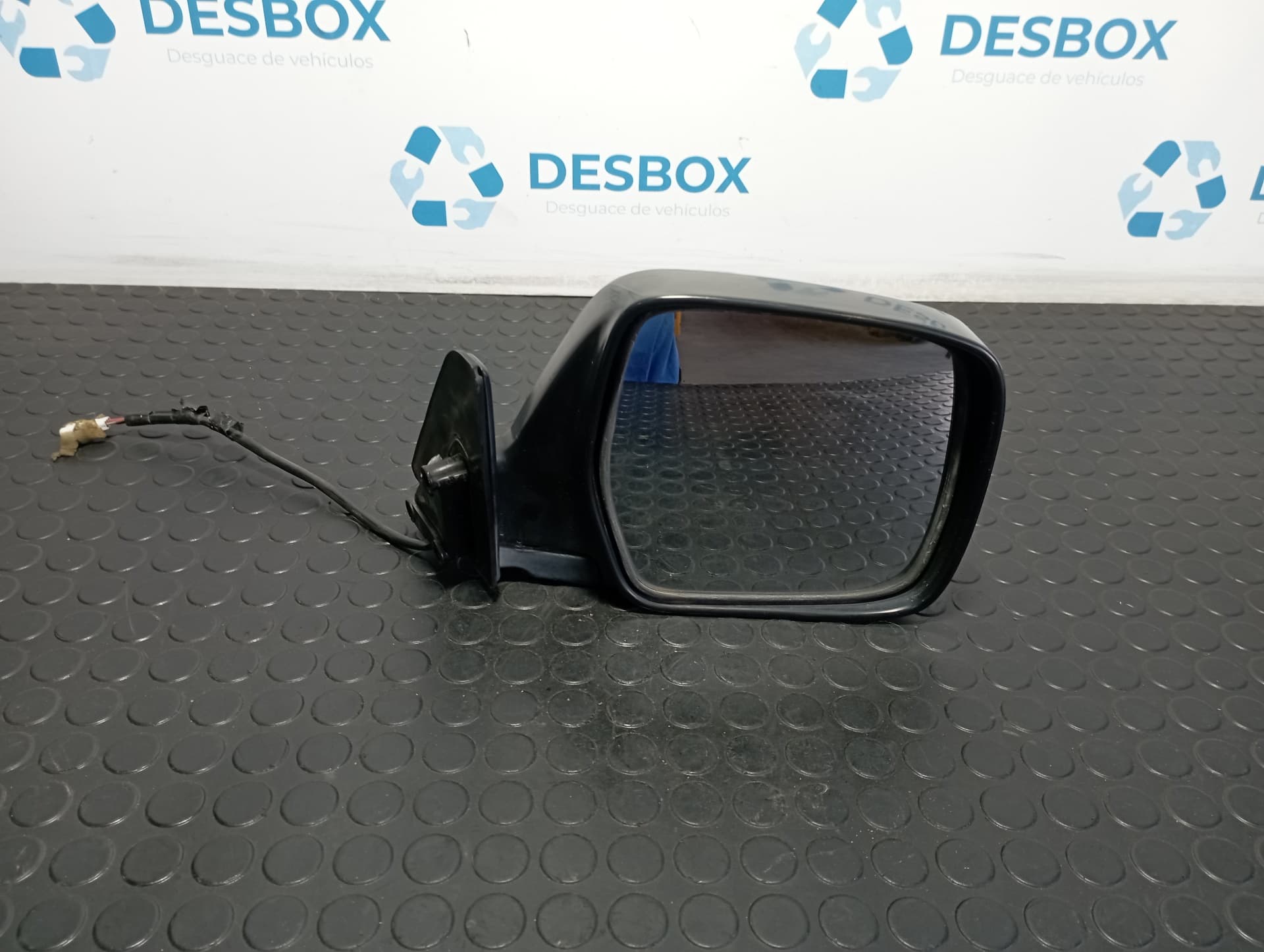 Recambio de RETROVISOR DERECHO para TOYOTA LAND CRUISER HDJ80 LAND CRUISER 4.2 TD 1HDT referencia OEM IAM E6019330 - NEGRO