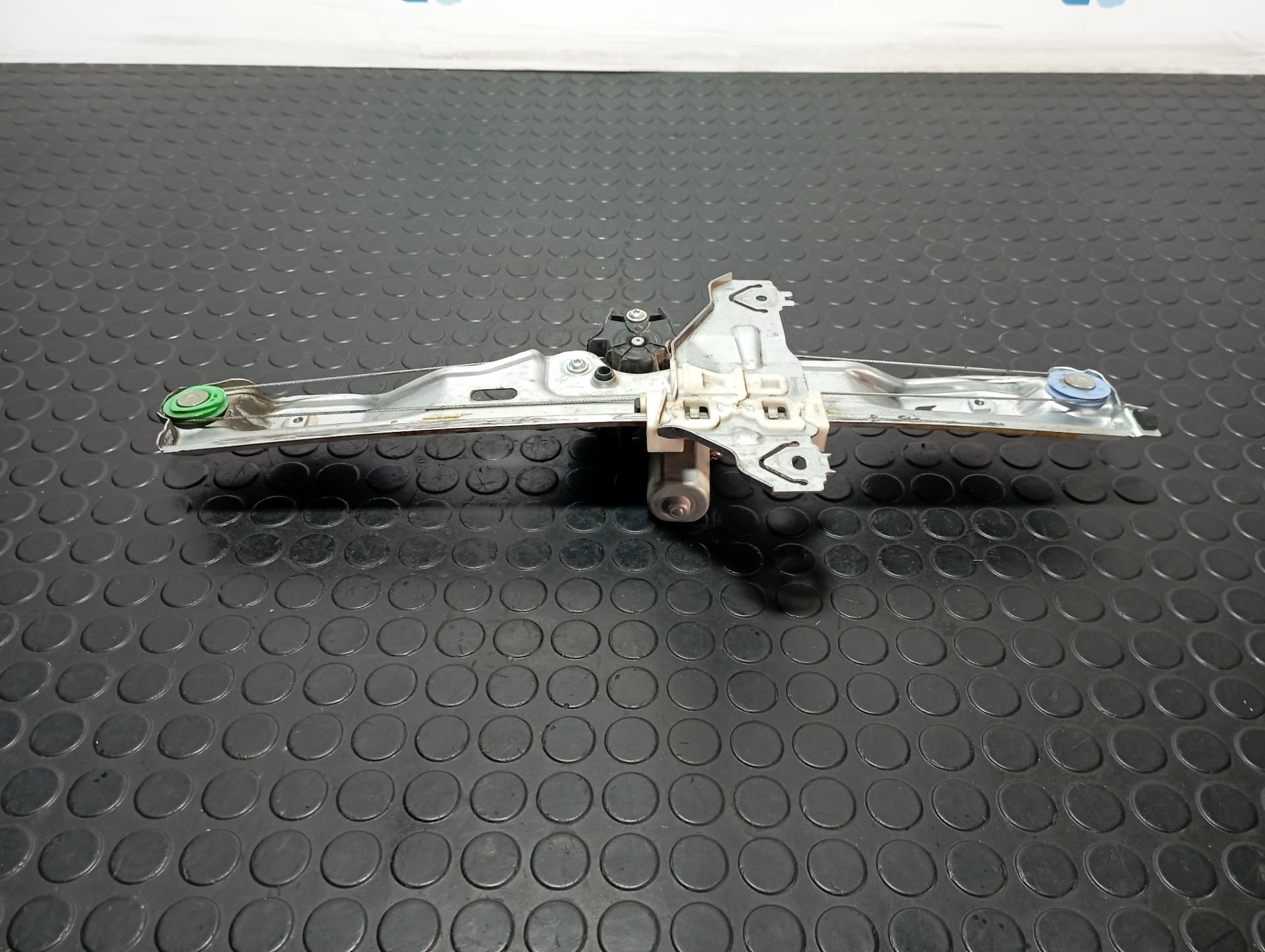 Recambio de ELEVALUNAS TRASERO IZQUIERDO para NISSAN QASHQAI (J11) J11 1.5 DCI K9K430 referencia OEM IAM 827014EA0A02 - BLANCO 3