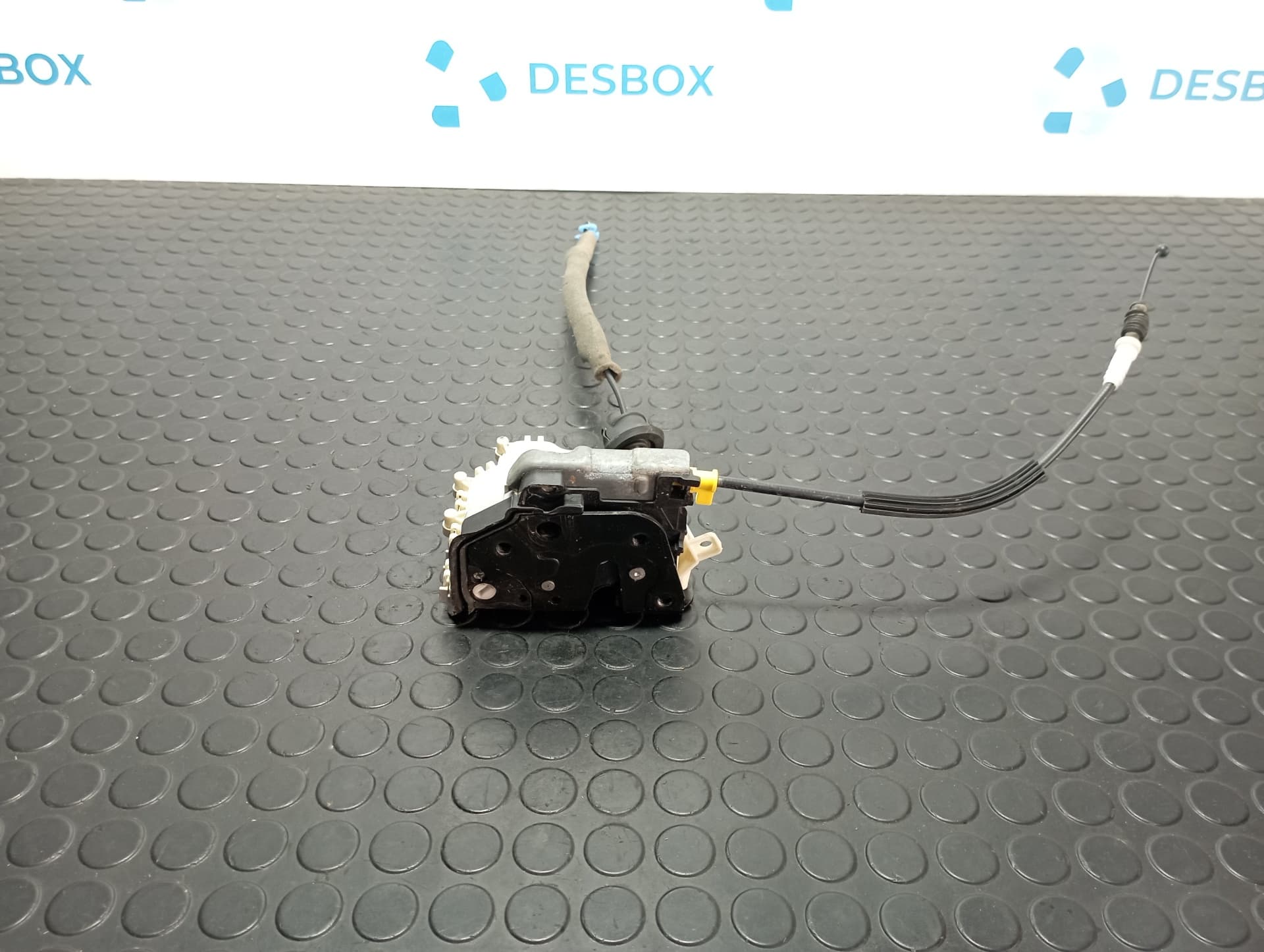 Recambio de CERRADURA PUERTA TRASERA DERECHA para AUDI A1 SPORTBACK (8XF) 1.6 TDI CXMA referencia OEM IAM 8W0839016E - GRIS 3