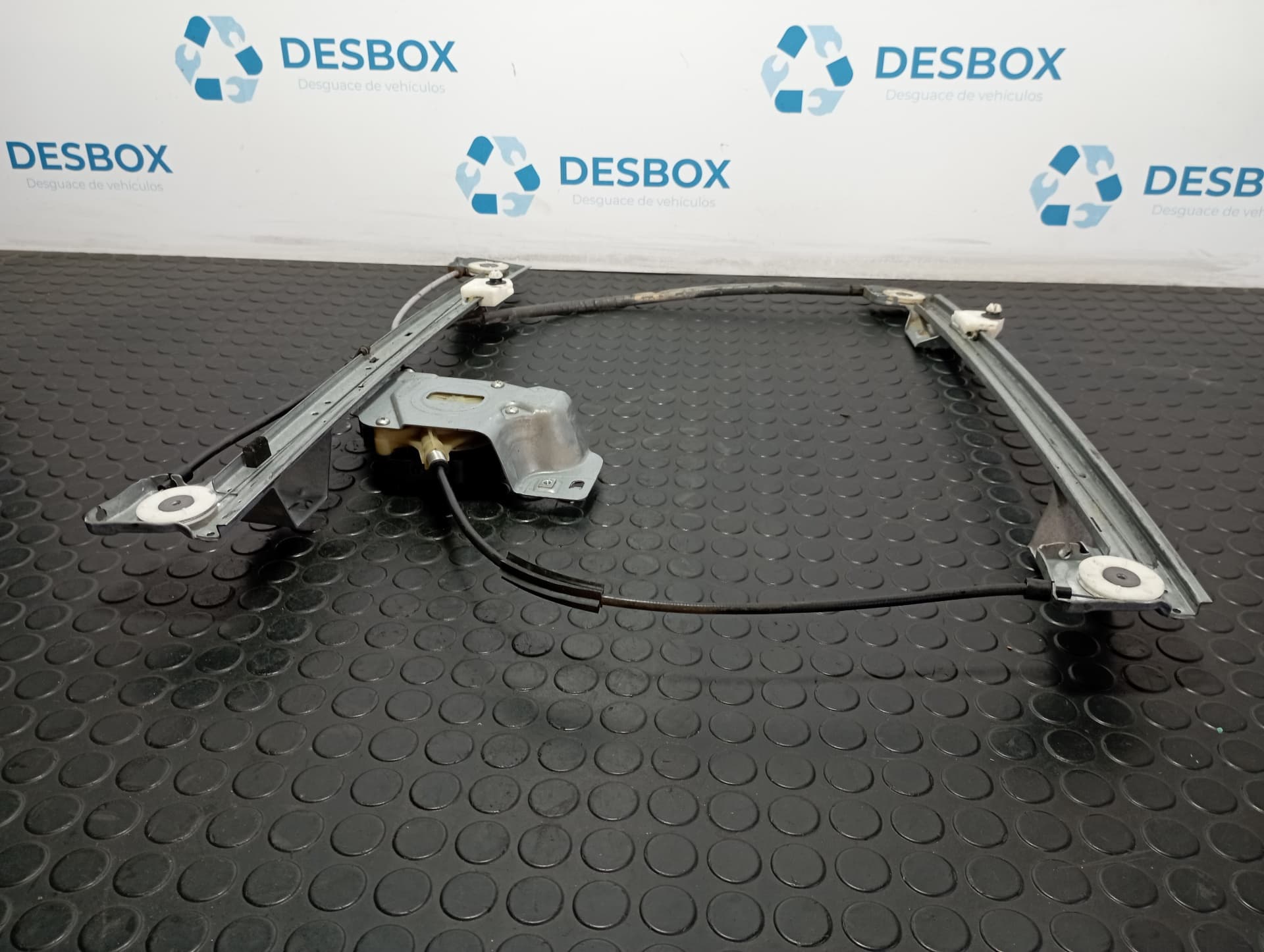 Recambio de ELEVALUNAS DELANTERO DERECHO para RENAULT KANGOO K9KB6 referencia OEM IAM 402086A  - BLANCO