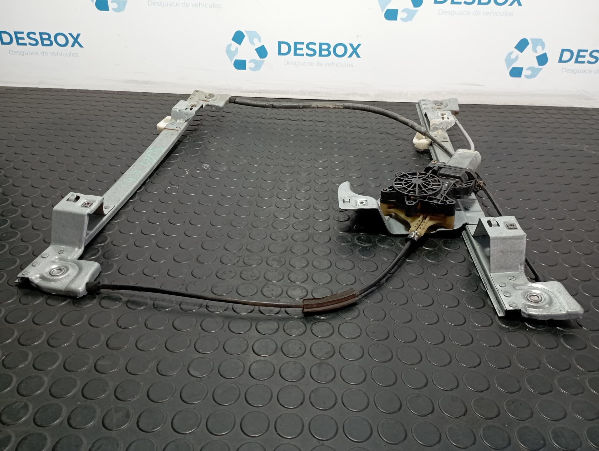 Recambio de ELEVALUNAS DELANTERO DERECHO para RENAULT KANGOO K9KB6 referencia OEM IAM 402086A  - BLANCO 2