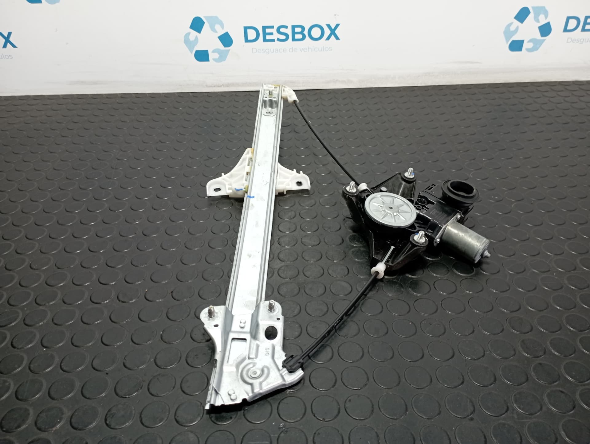 Recambio de ELEVALUNAS DELANTERO DERECHO para TOYOTA YARIS (XP21) YARIS HIBRID M15A referencia OEM IAM 0620206060  - AZUL 4