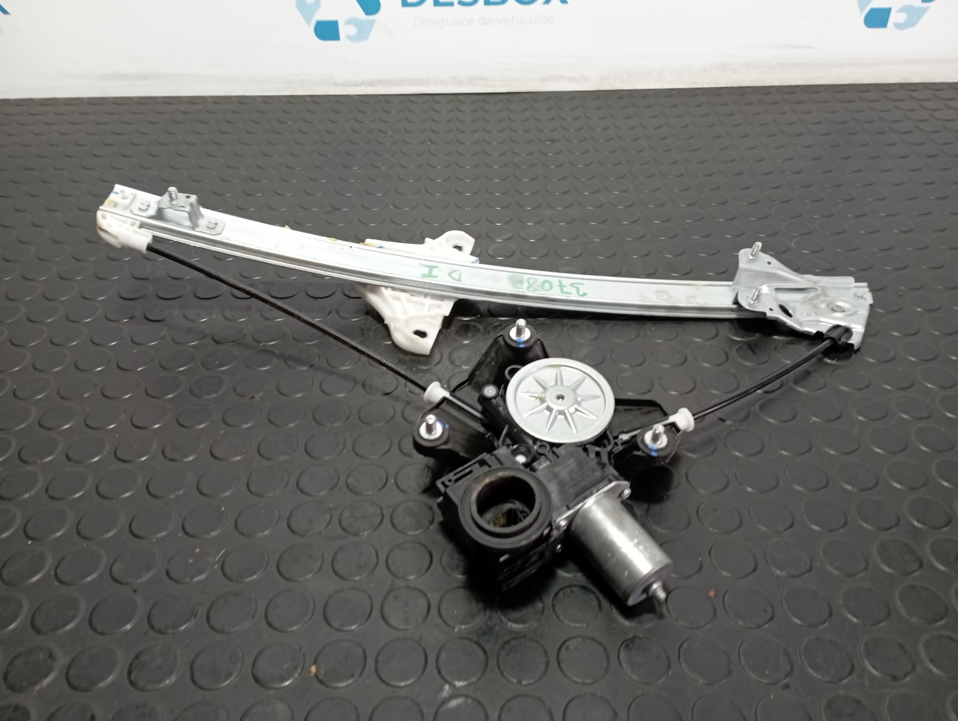 Recambio de ELEVALUNAS DELANTERO IZQUIERDO para TOYOTA YARIS (XP21) YARIS HIBRID M15A referencia OEM IAM 0620206070 - AZUL