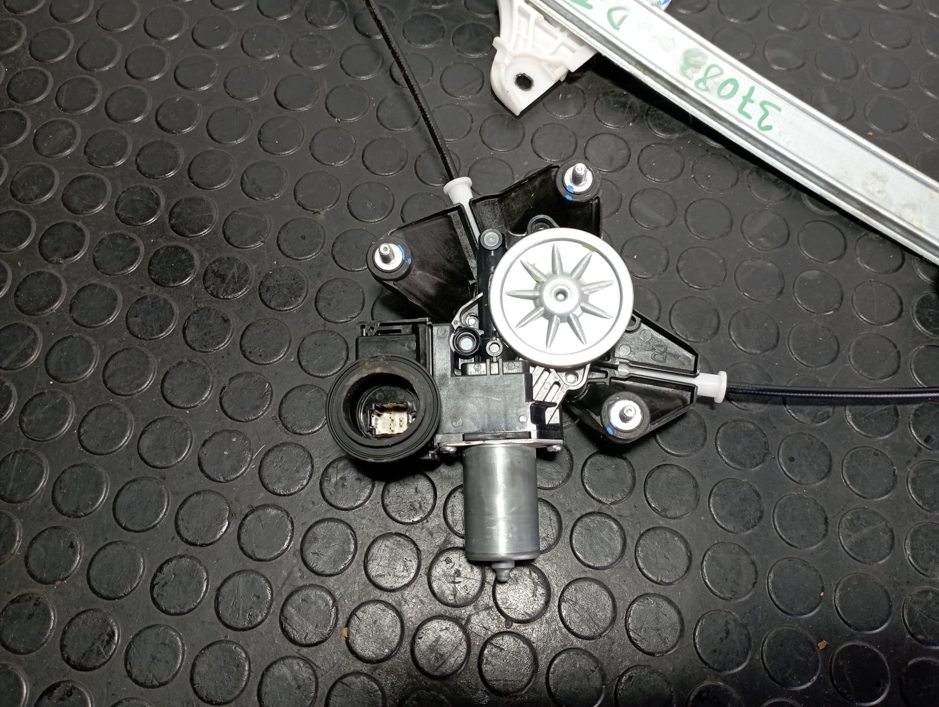 Recambio de ELEVALUNAS DELANTERO IZQUIERDO para TOYOTA YARIS (XP21) YARIS HIBRID M15A referencia OEM IAM 0620206070 - AZUL 3