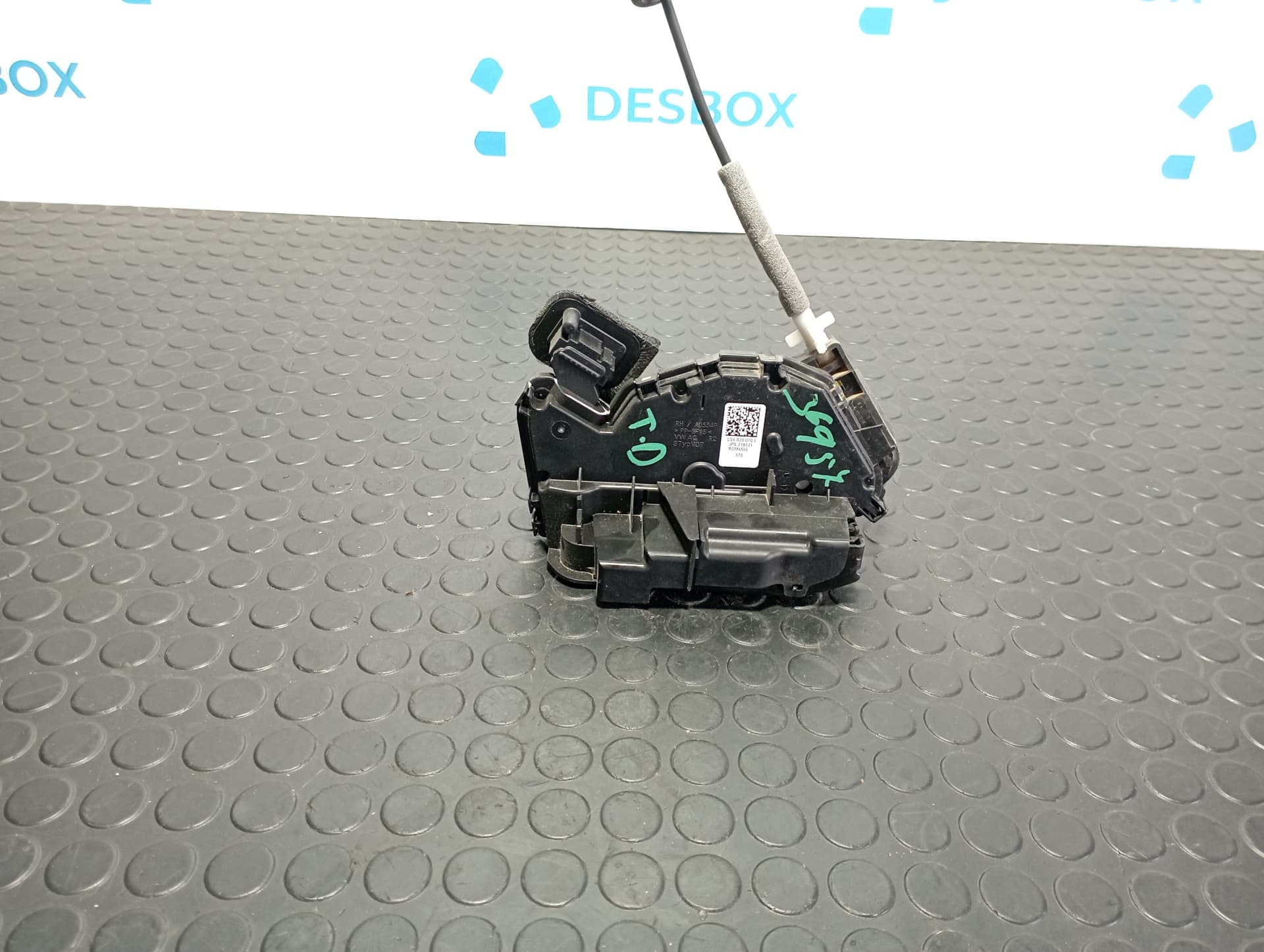 Recambio de CERRADURA PUERTA TRASERA DERECHA para VOLKSWAGEN TIGUAN 1.9 TDI DTR referencia OEM IAM 5NA839816E - NEGRO
