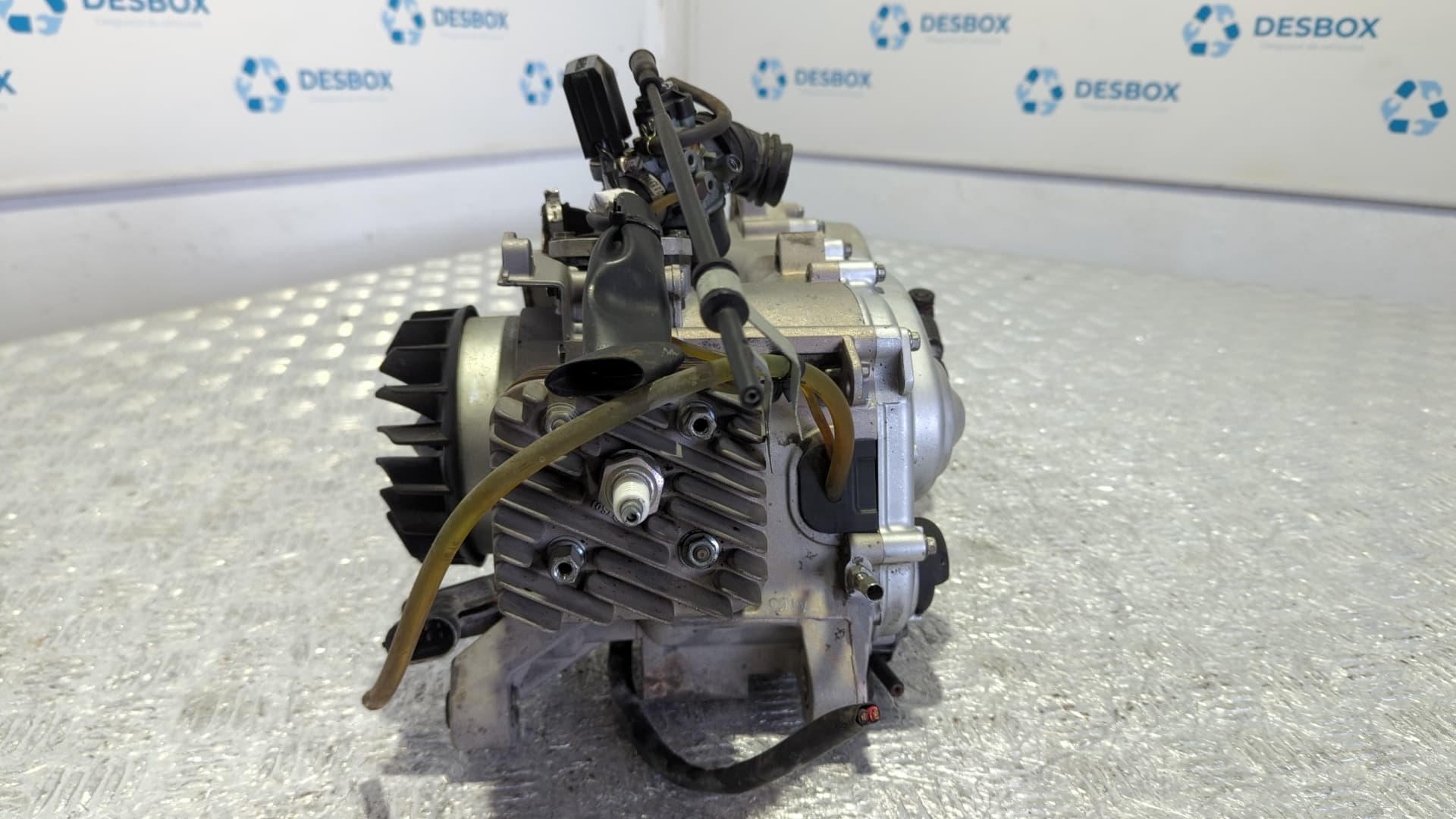 Recambio de MOTOR  para PIAGGIO (VESPA) ZIP 50 2T PIAGGIO referencia OEM IAM C25EM - NEGRO 3