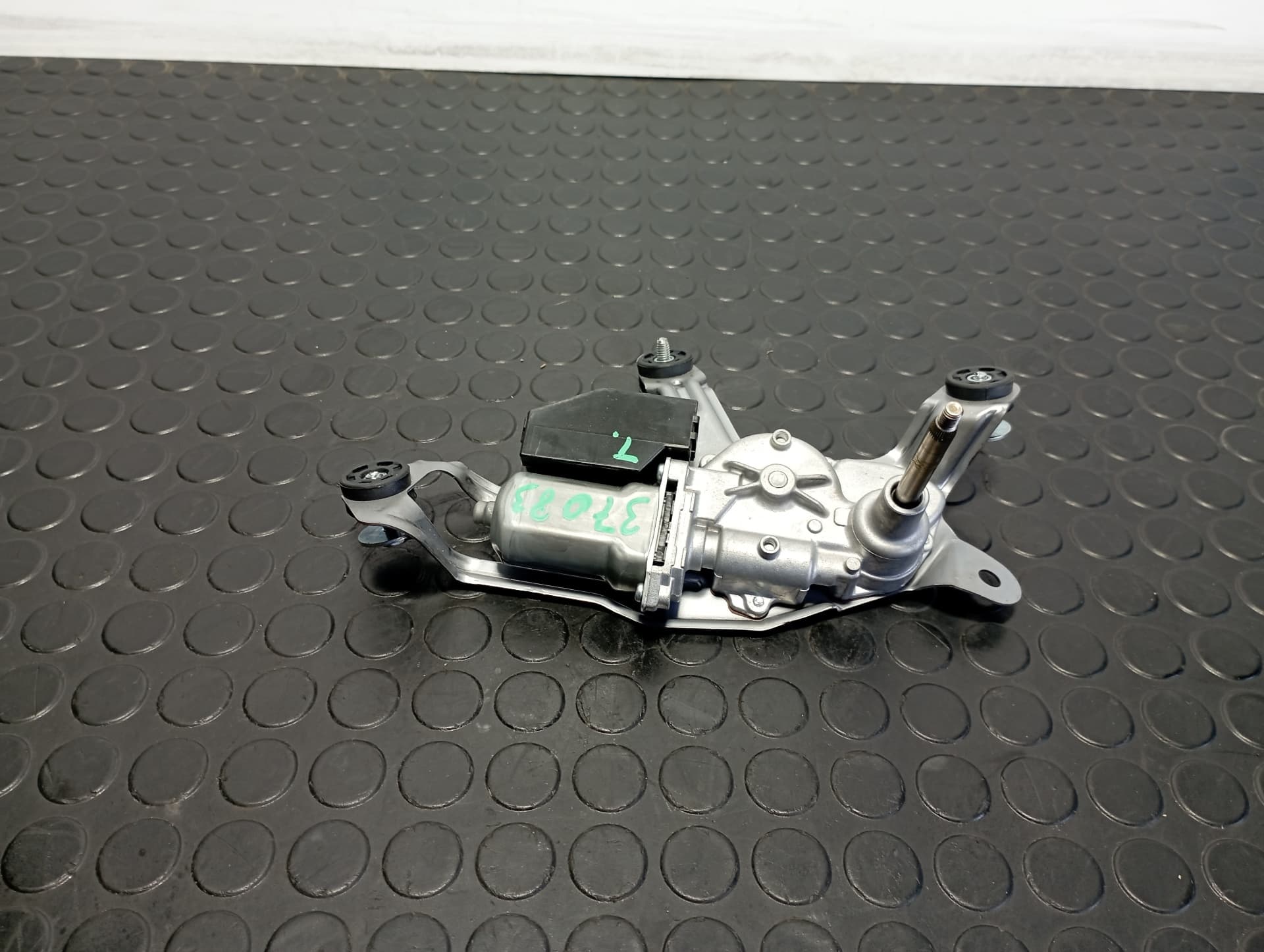 Recambio de MOTOR LIMPIA TRASERO para TOYOTA YARIS (XP21) YARIS HIBRID M15A referencia OEM IAM 2596003680 - AZUL 2