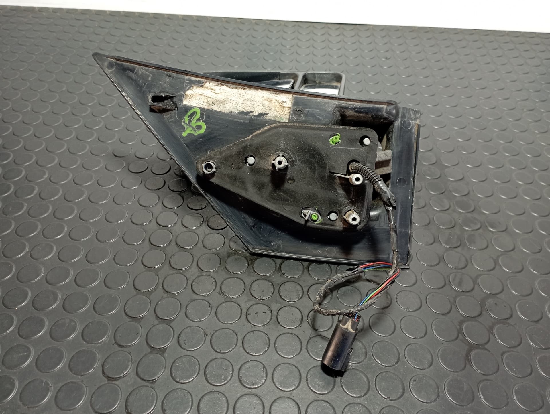 Recambio de RETROVISOR DERECHO para FORD TOURNEO CONNECT (TC7) Familiar HCPA referencia OEM IAM 011022 - ROJO 4