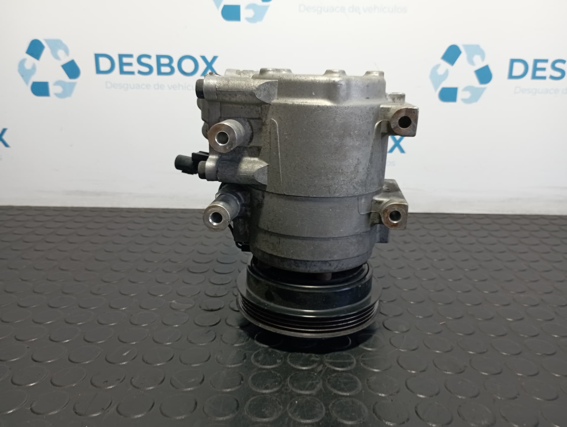 Recambio de COMPRESOR AIRE ACONDICIONADO para OPEL COMBO (CORSA B) Cargo X17D referencia OEM IAM E200BBWAA03 - BLANCO 2