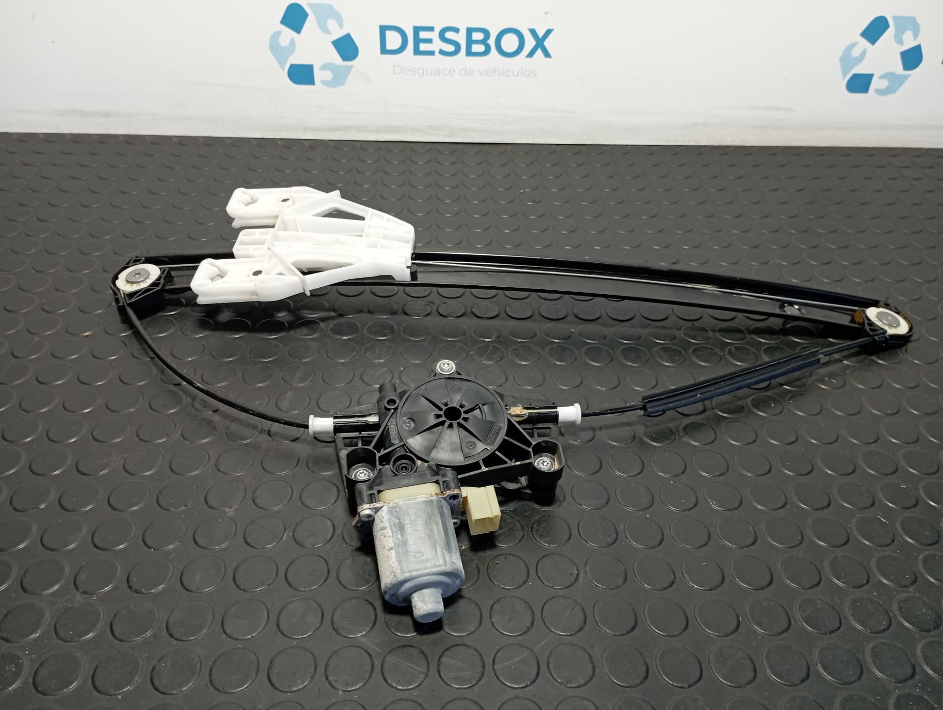 Recambio de ELEVALUNAS TRASERO IZQUIERDO para AUDI Q3 (F3B) 35 TDI DTSB referencia OEM IAM 83A839461 - BLANCO 3