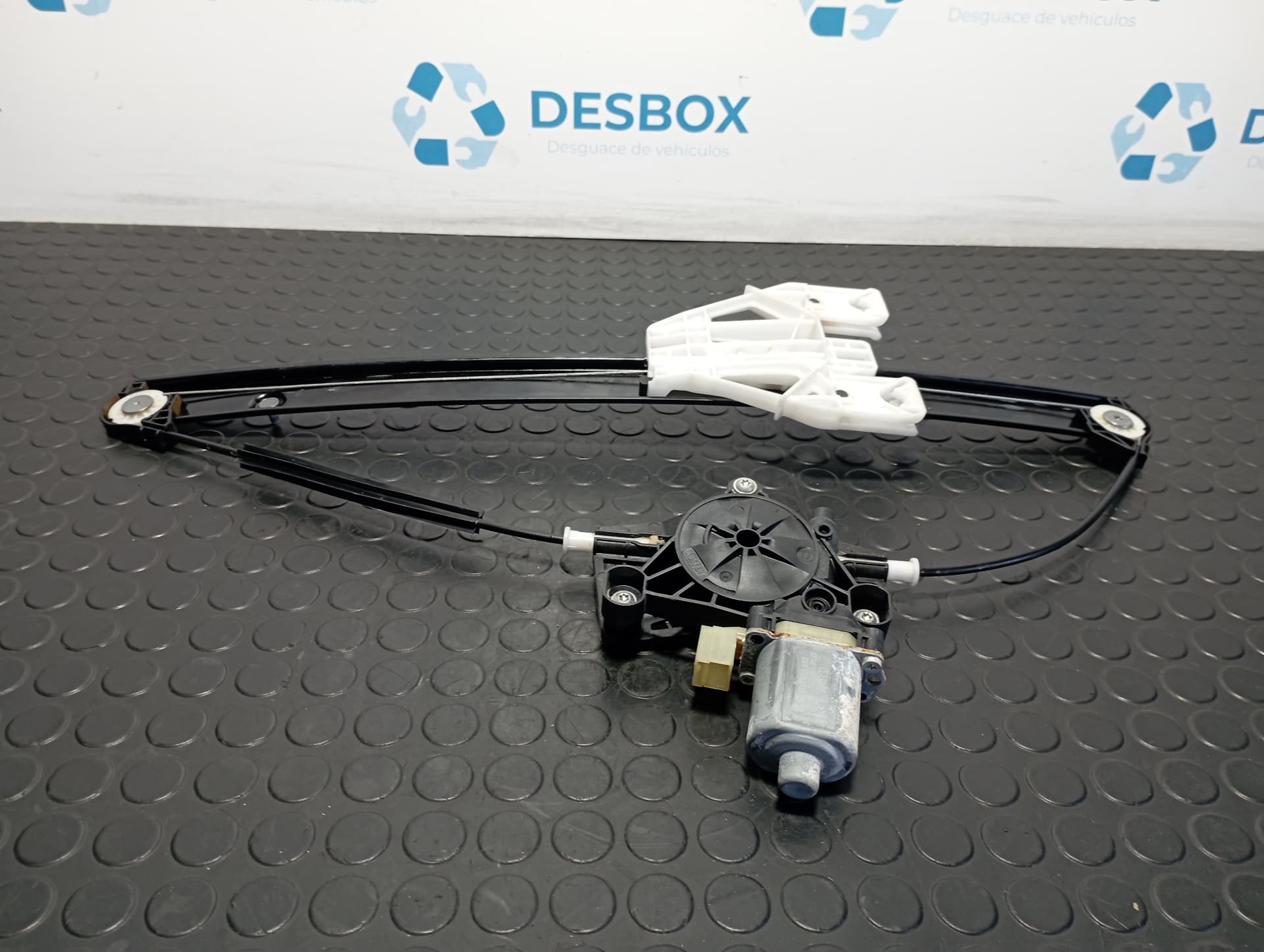 Recambio de ELEVALUNAS TRASERO DERECHO para AUDI Q3 (F3B) 35 TDI DTSB referencia OEM IAM 83A839462 - BLANCO 4