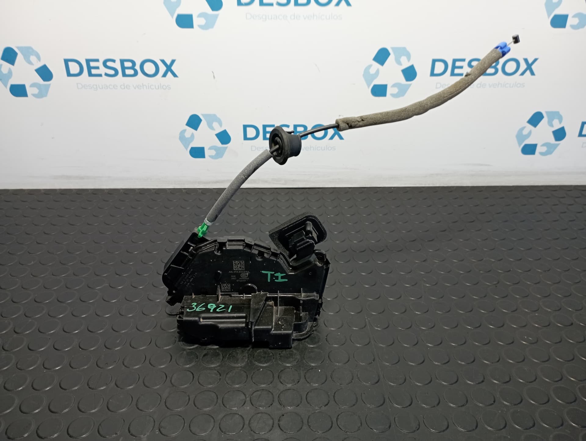 Recambio de CERRADURA PUERTA TRASERA IZQUIERDA para AUDI Q3 (F3B) 35 TDI DTSB referencia OEM IAM A5L5TA839015L - BLANCO