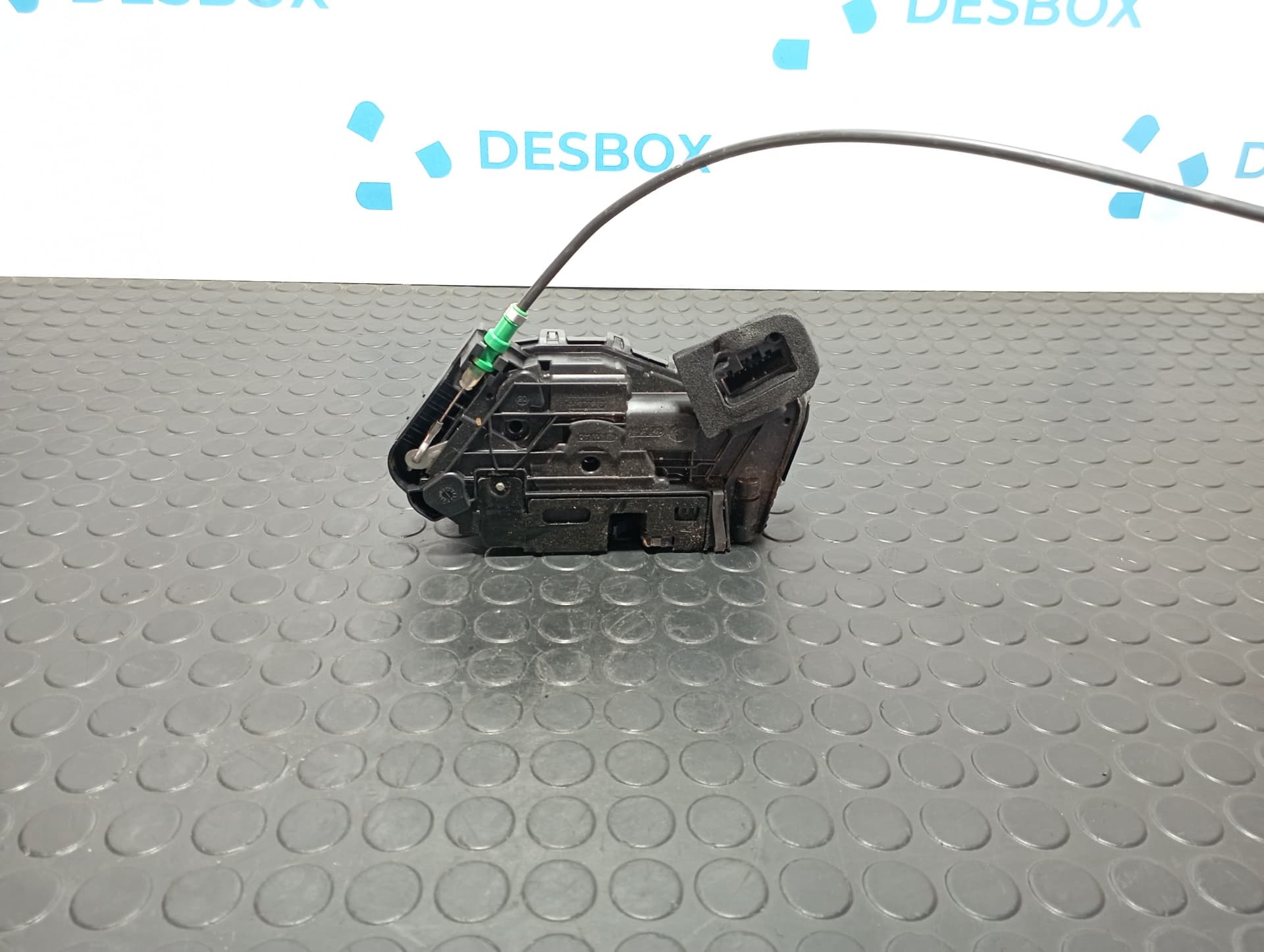 Recambio de CERRADURA PUERTA DELANTERA DERECHA para AUDI Q3 (F3B) 35 TDI DTSB referencia OEM IAM B6C5TB837016C - BLANCO 4