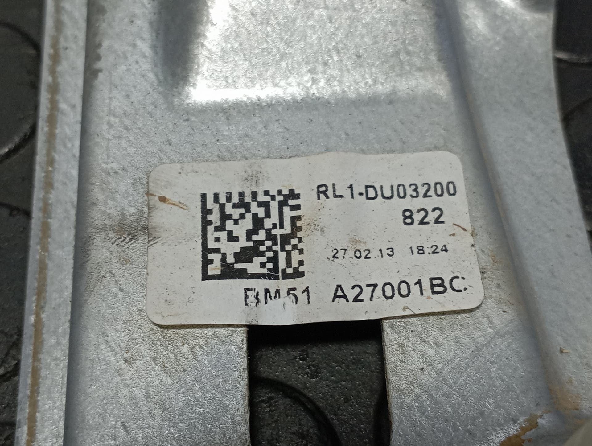 Recambio de ELEVALUNAS TRASERO IZQUIERDO para FORD FOCUS LIM. (CB8) FOCUS ST SPORT R9DA referencia OEM IAM A27001BC - ROJO 3