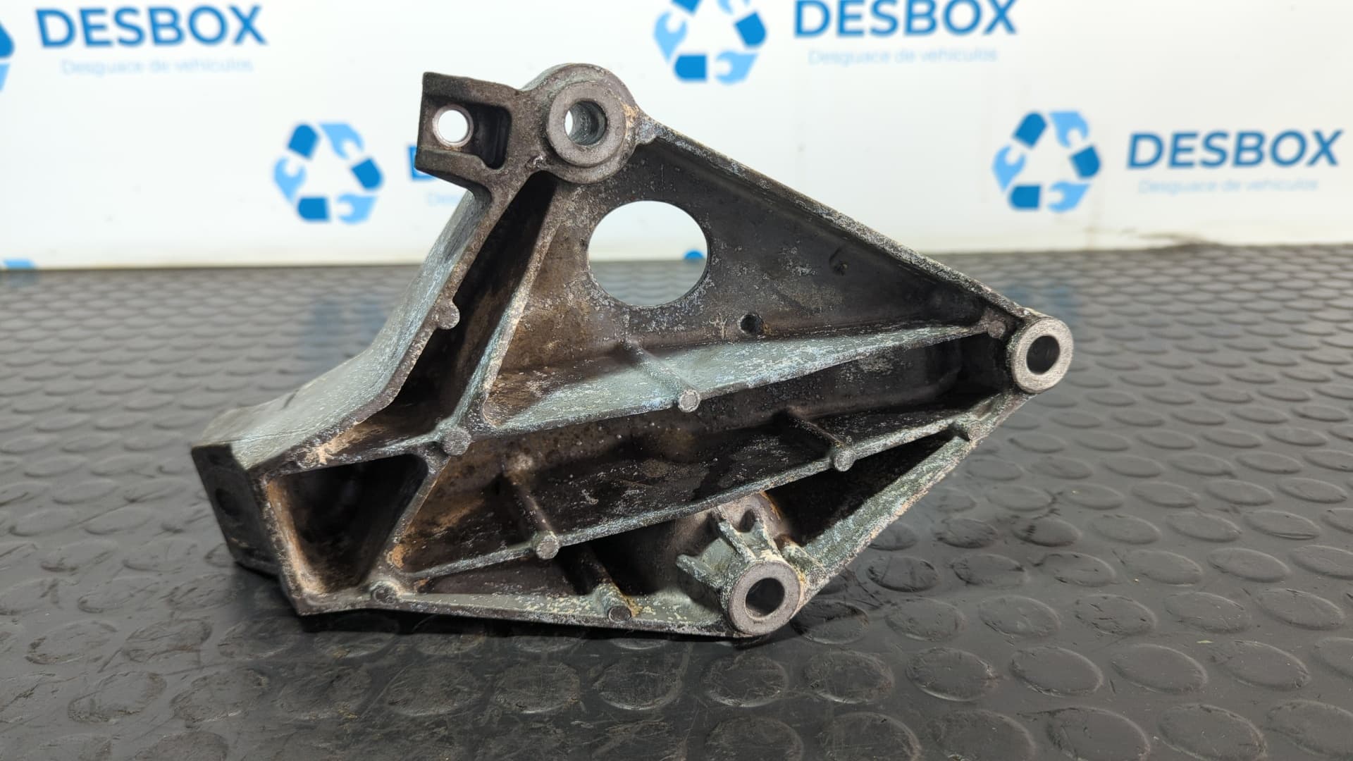 Recambio de SOPORTE MOTOR DERECHO para BMW SERIE 3 CABRIO (E93) 320D A CABRIO N47D20C referencia OEM IAM 2211677504101 - GRANATE 4