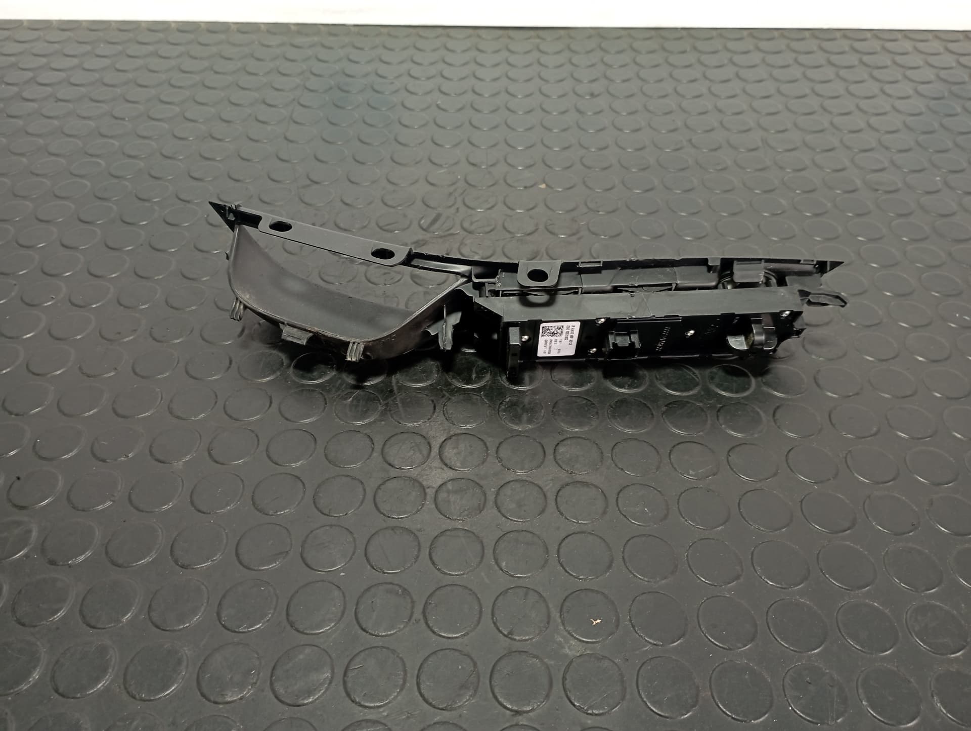 Recambio de MANDO ELEVALUNAS DELANTERO IZQUIERDO para FORD FOCUS TURN. III1.6 TDCI T1DB referencia OEM IAM AM5T14A132CA - GRIS 2