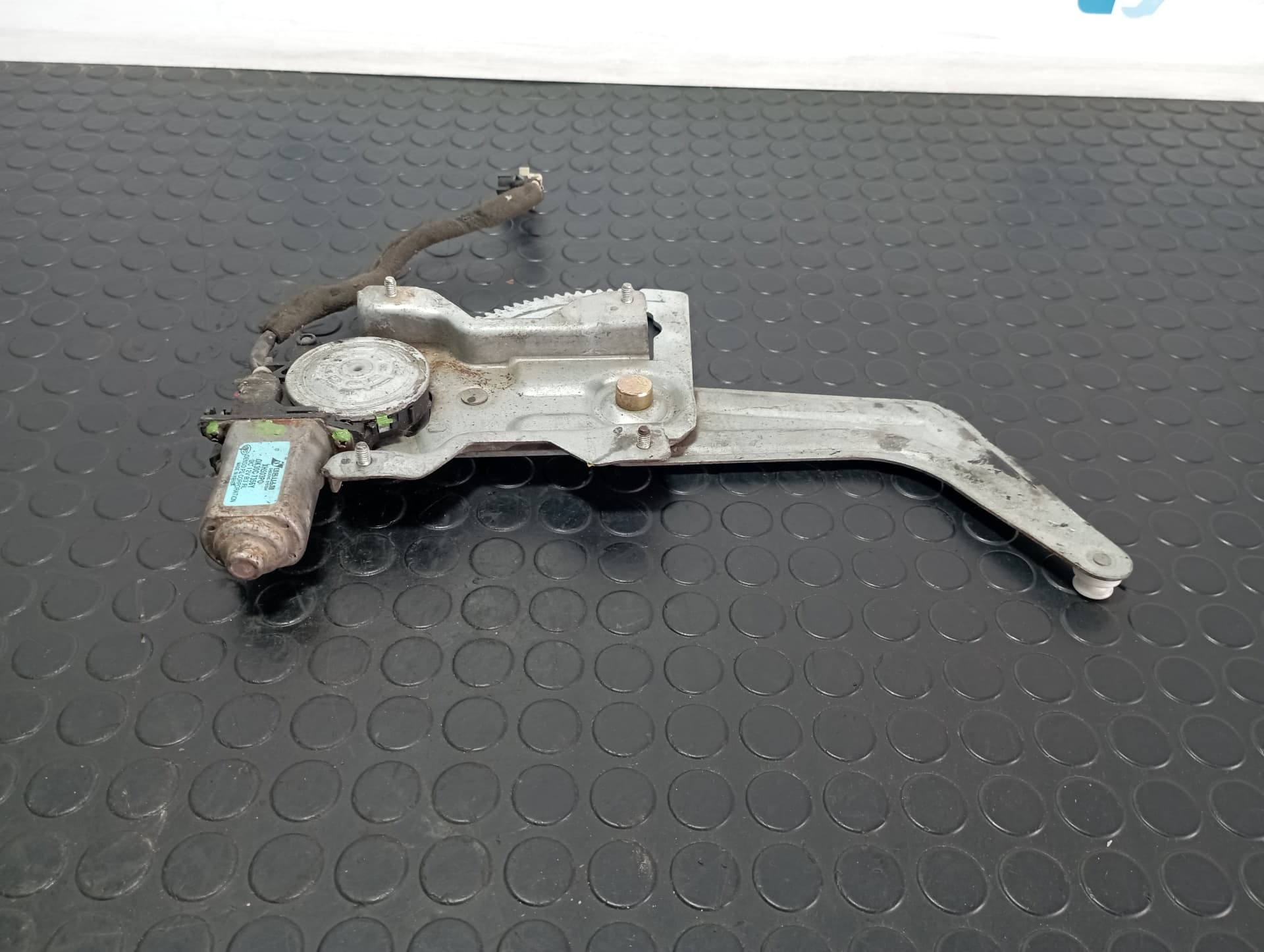Recambio de ELEVALUNAS TRASERO IZQUIERDO para KIA RIO Ipanema Berlina A3D referencia OEM IAM OK30C7356Y - BLANCO 2