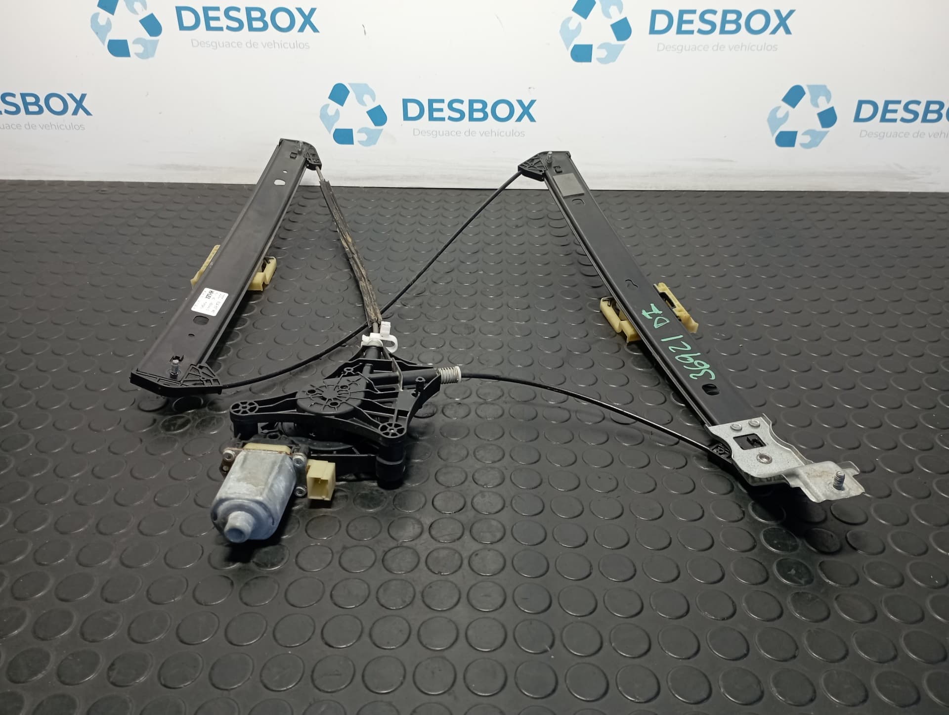 Recambio de ELEVALUNAS DELANTERO IZQUIERDO para AUDI Q3 (F3B) 35 TDI DTSB referencia OEM IAM 83A837461 - BLANCO