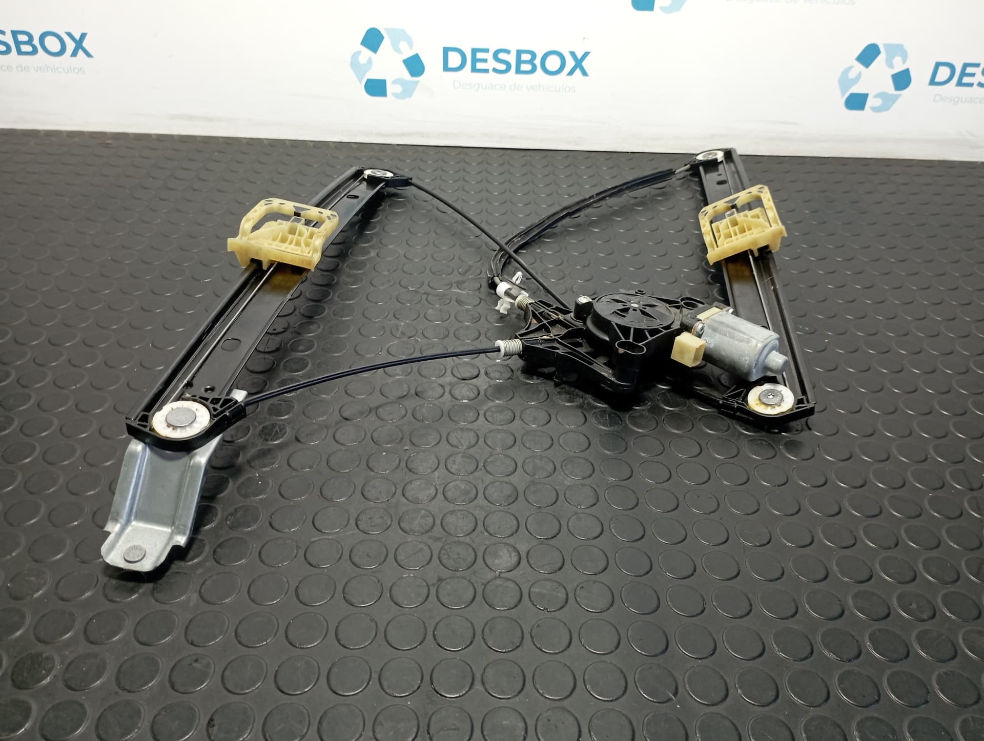 Recambio de ELEVALUNAS DELANTERO IZQUIERDO para AUDI Q3 (F3B) 35 TDI DTSB referencia OEM IAM 83A837461 - BLANCO 2
