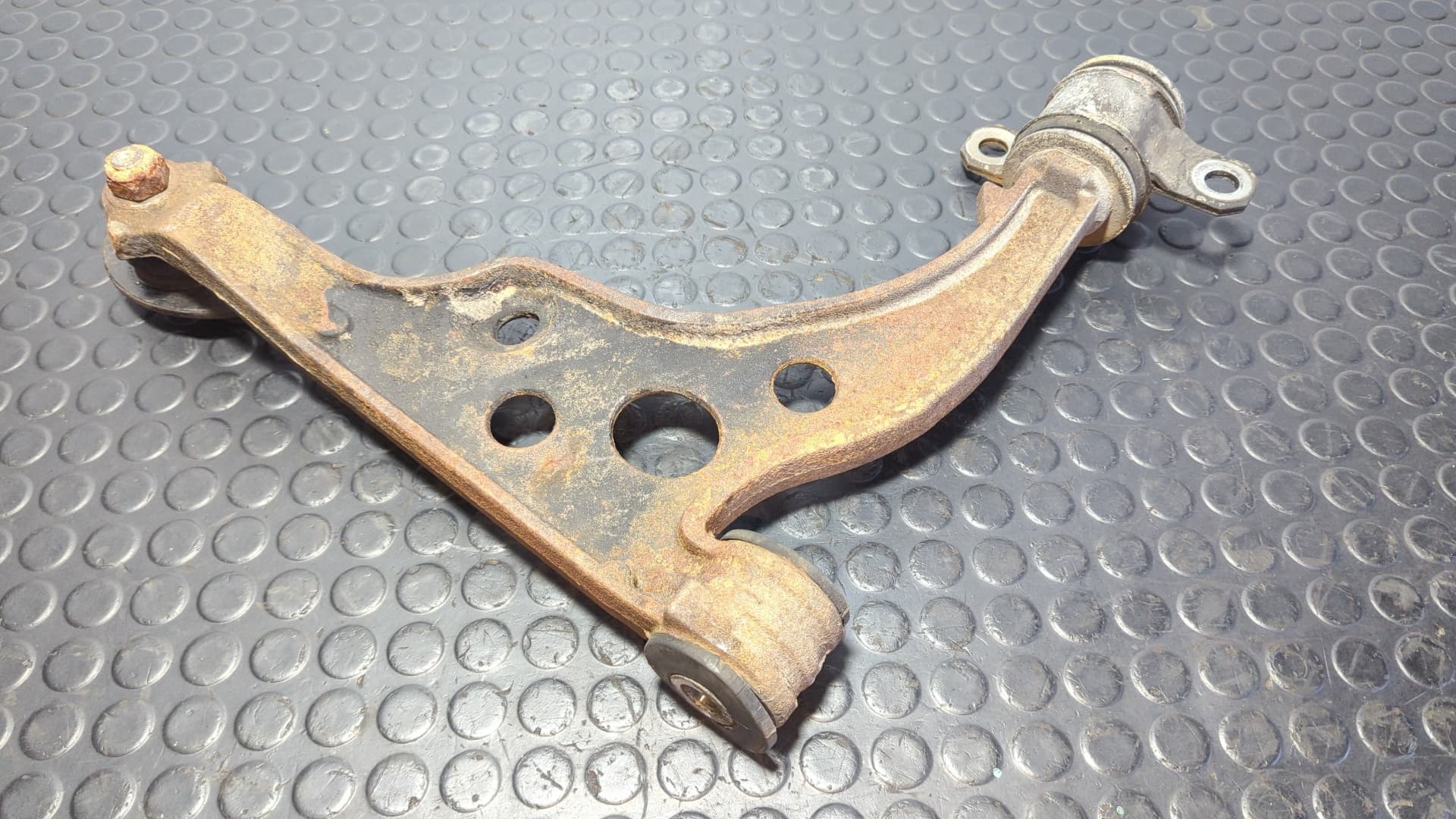 Recambio de BRAZO IZQUIERDO INFERIOR DELANTERO para FIAT DUCATO CAJA CERRADA (DESDE 03.94) D 2,            Batalla 3200 8140.67 referencia OEM IAM 1302369080 - BLANCO 2