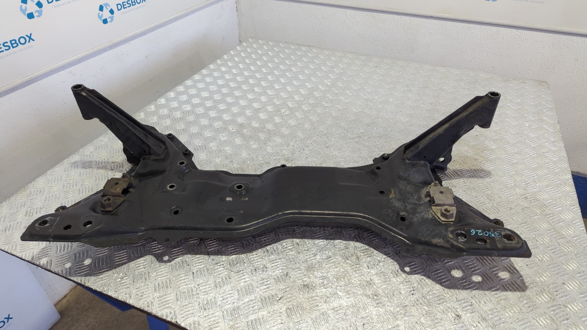 Recambio de PUENTE DELANTERO para FIAT DUCATO CAJA CERRADA (DESDE 03.94) D 2,            Batalla 3200 8140.67 - BLANCO