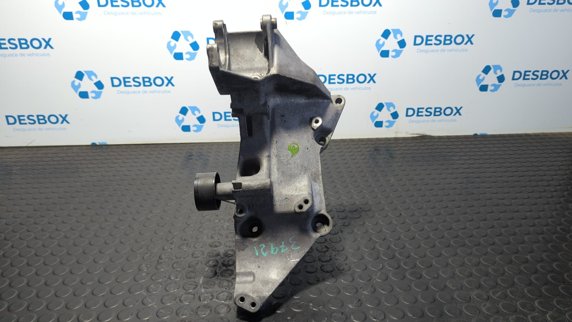 Recambio de SOPORTE ALTERNADOR para OPEL VIVARO 1.9 DCI F9QU7 referencia OEM IAM 8200183234 - BLANCO