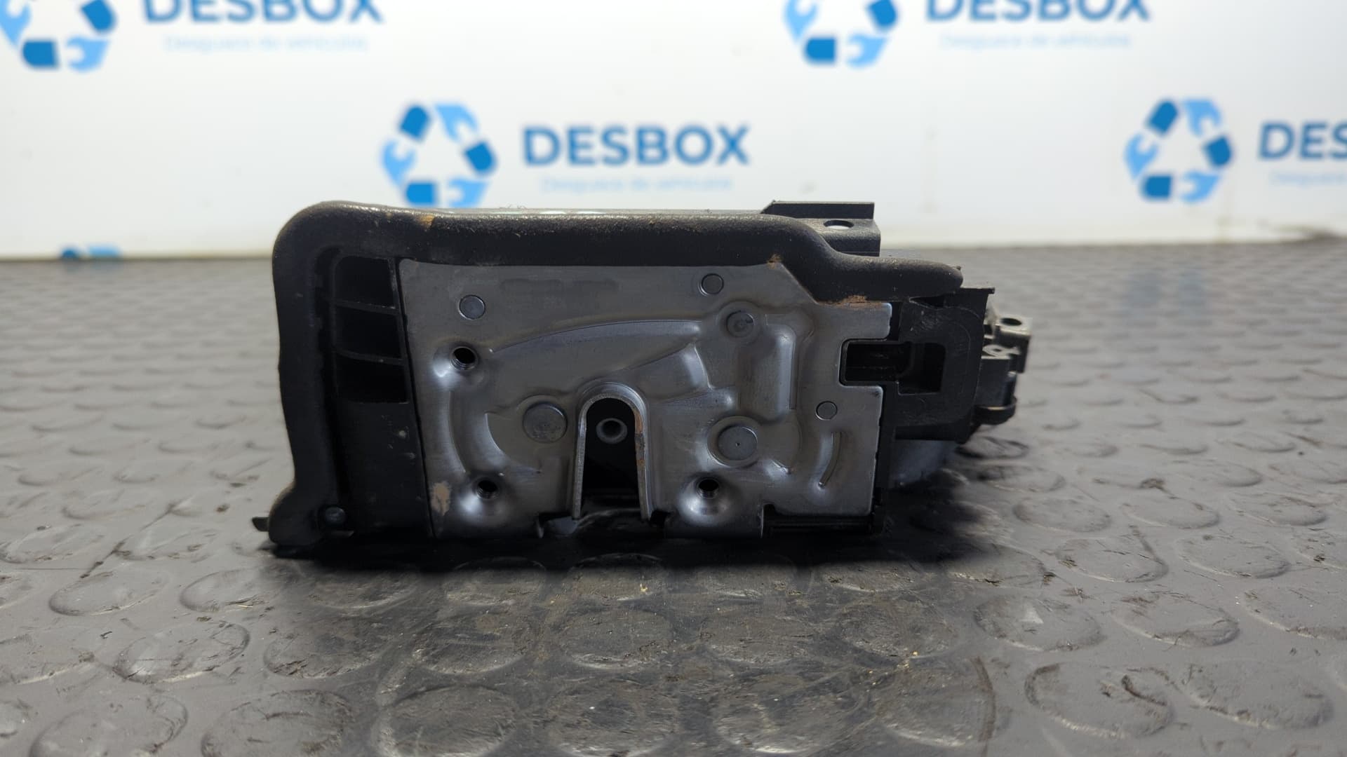 Recambio de CERRADURA PUERTA DELANTERA DERECHA para BMW SERIE X1 (F48) X1 SDRIVE 18D B47C20A referencia OEM IAM 51217281934 - BLANCO 4